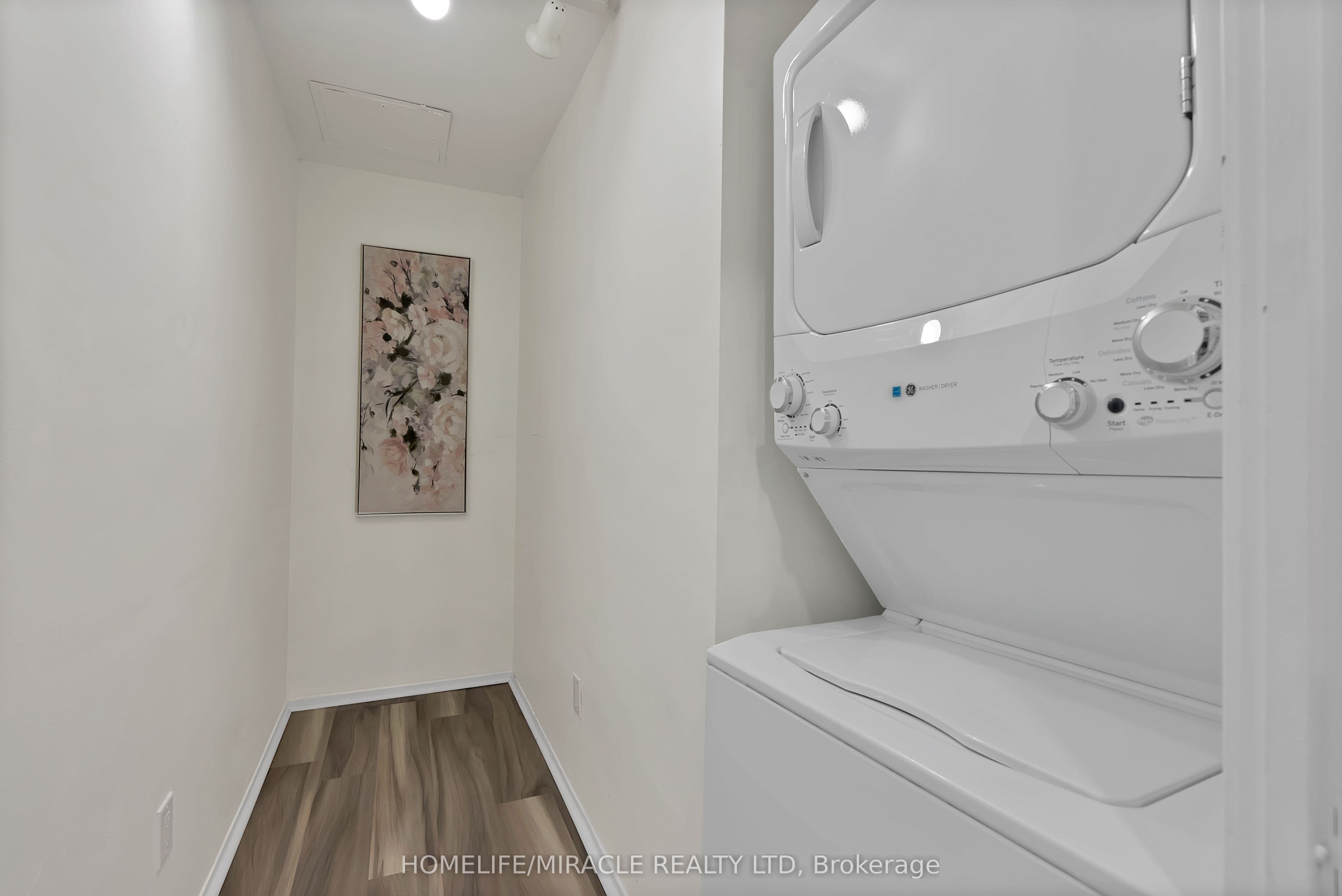 350 Webb Drive #112 — photograph 4