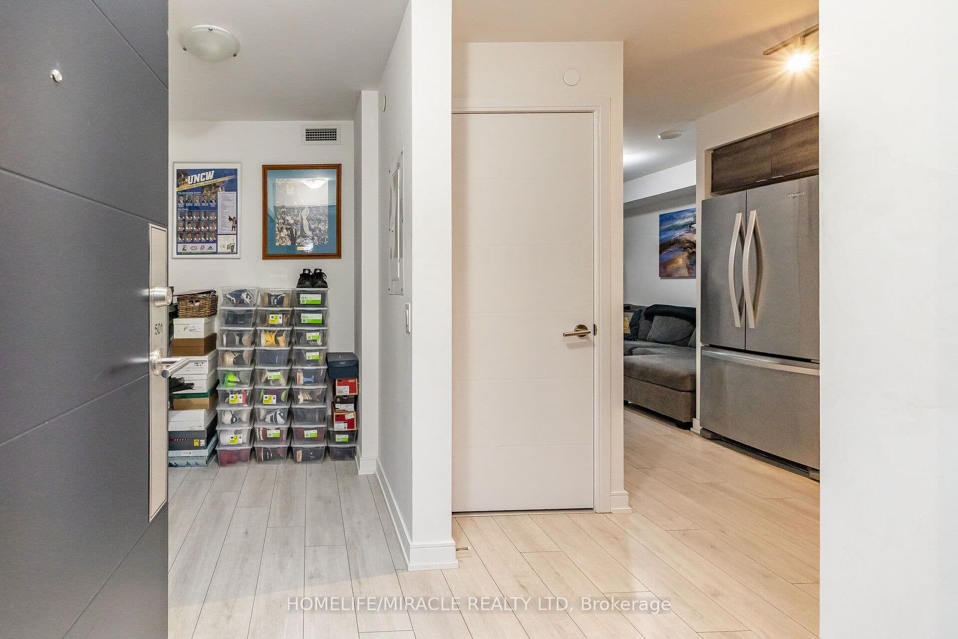 525 Adelaide Street #501 — photograph 5