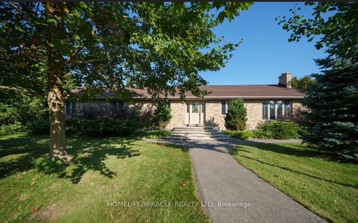 385 Mount Pleasant Road — photograph 4
