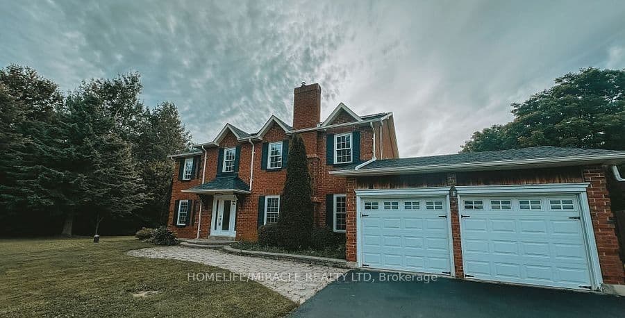 8 Elite Road — photograph 2