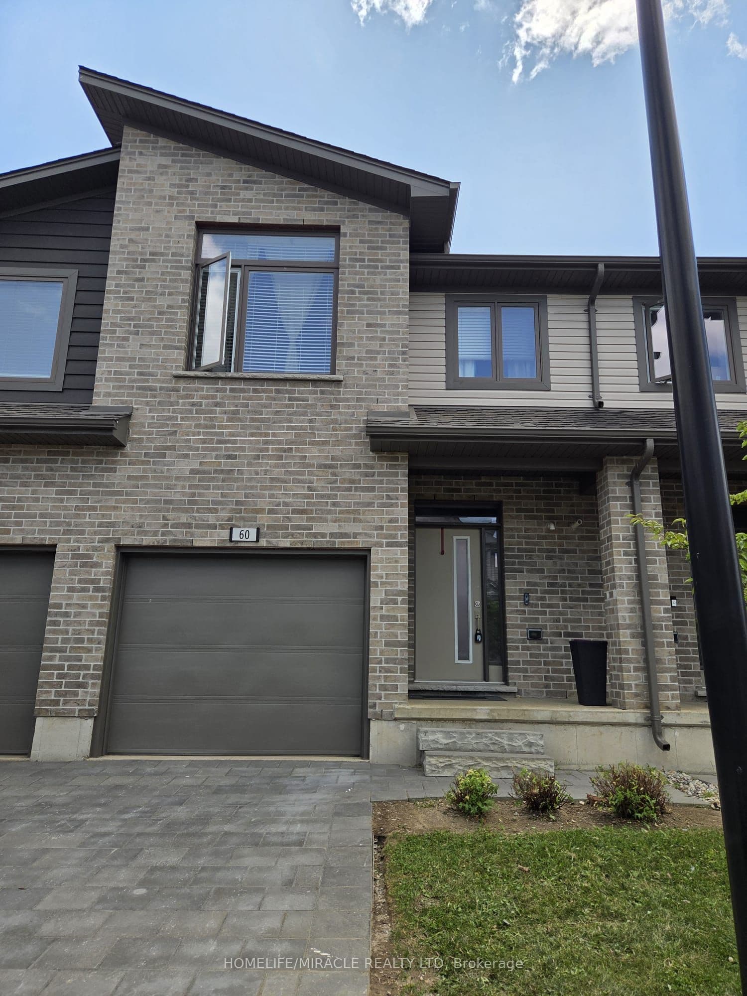 2070 Meadowgate Boulevard #60, London South