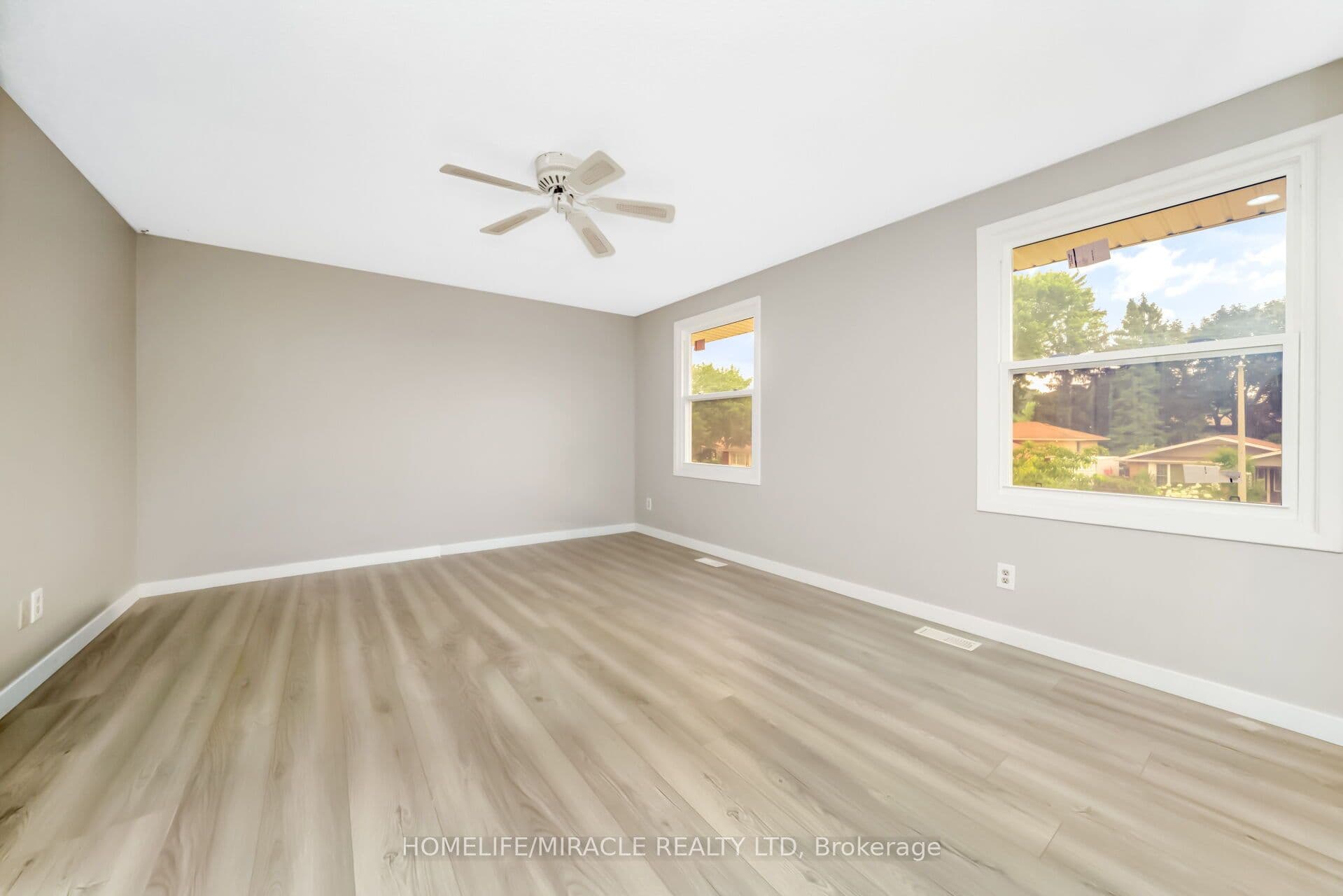53 Burns Drive — photograph 5