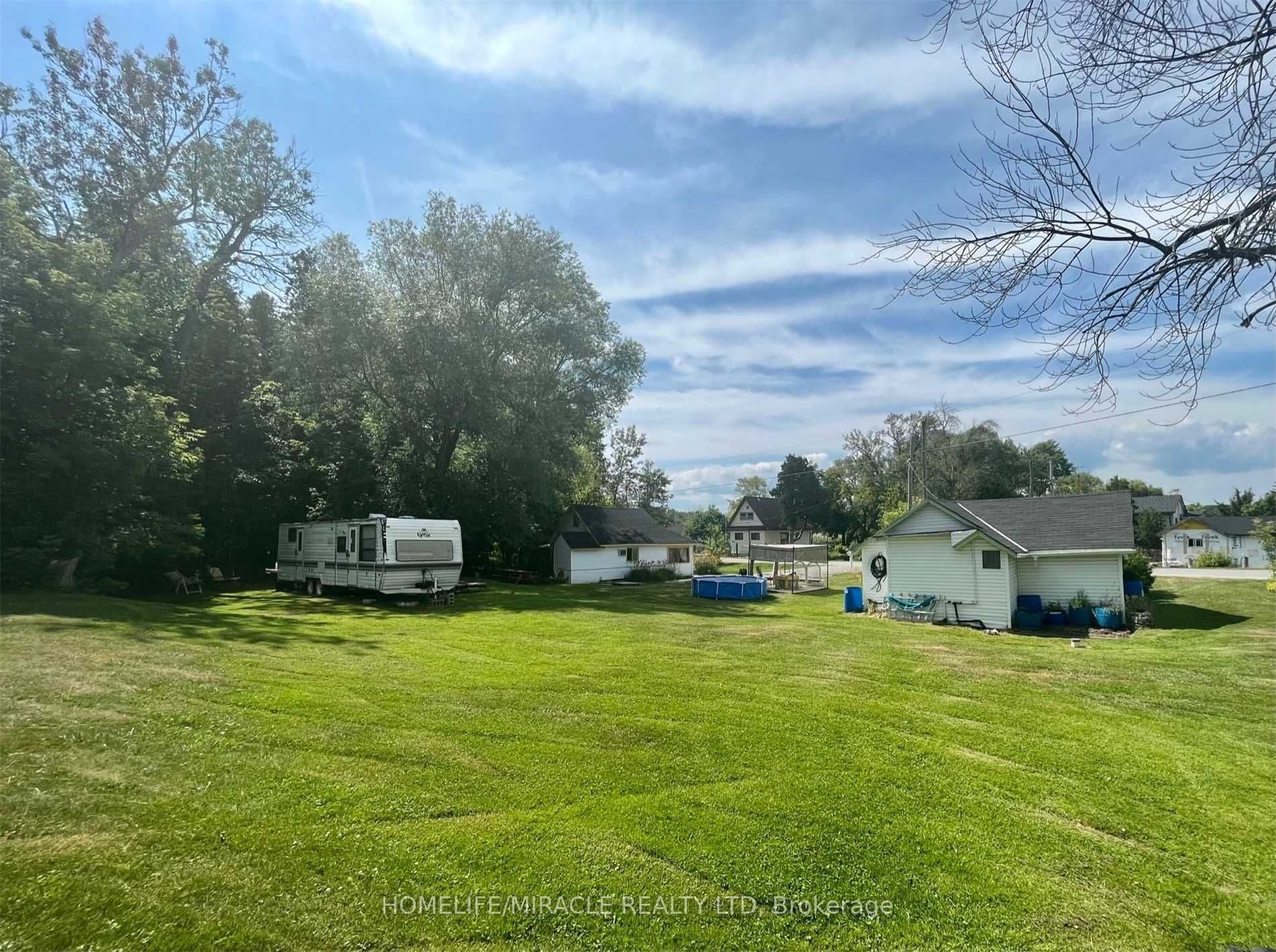 211 Dunnette Landing Road #1 & 2 — photograph 4