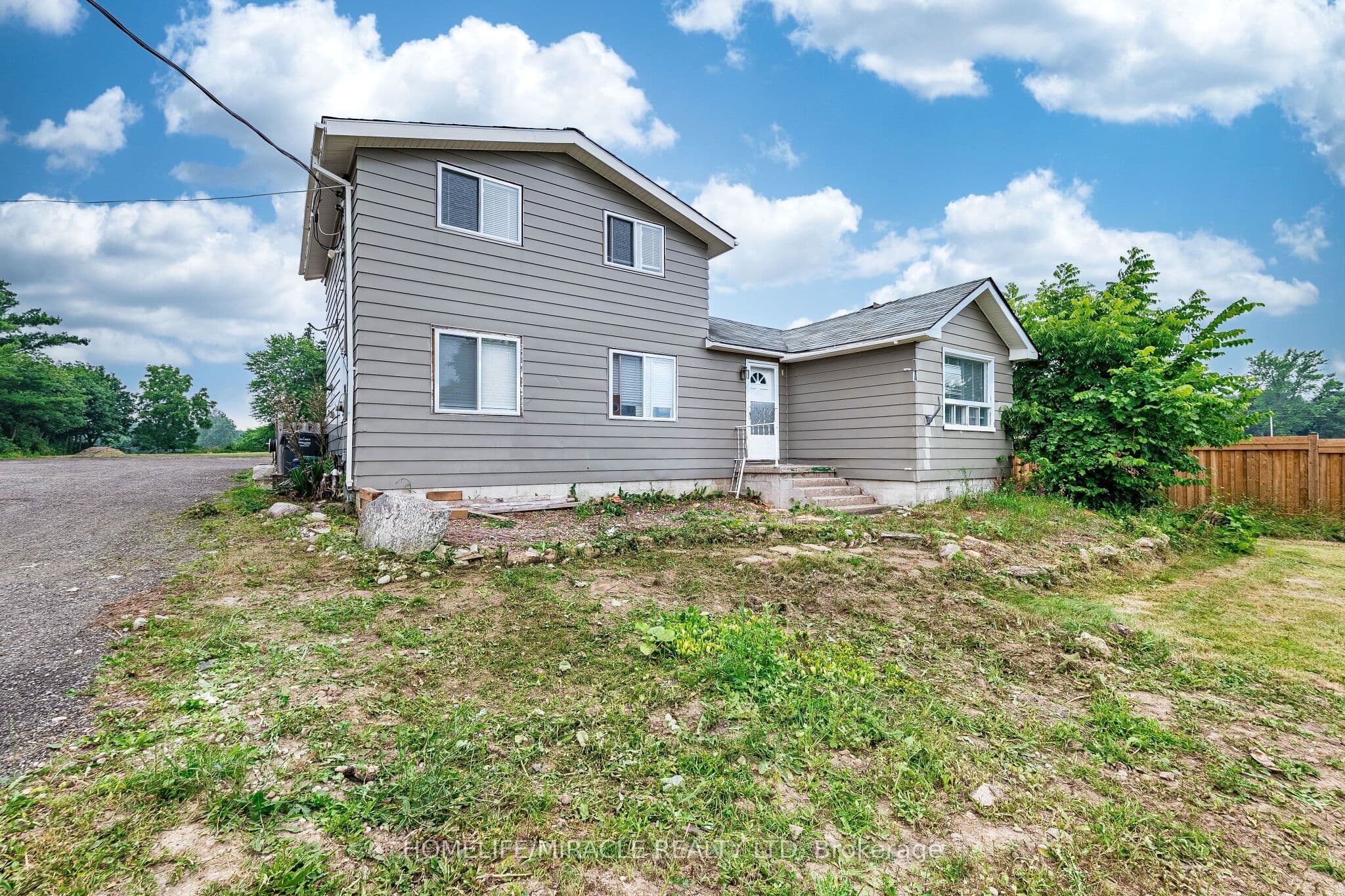 10662 Winston Churchill Boulevard — photograph 4