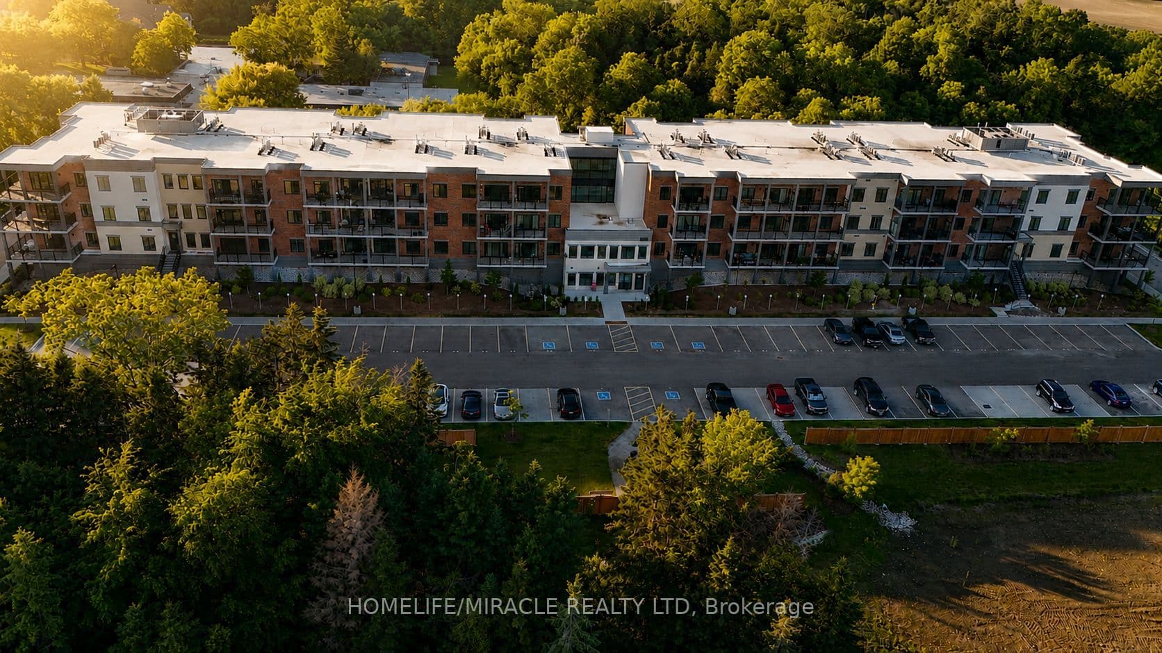 121 Mary Street #322 — featured photograph