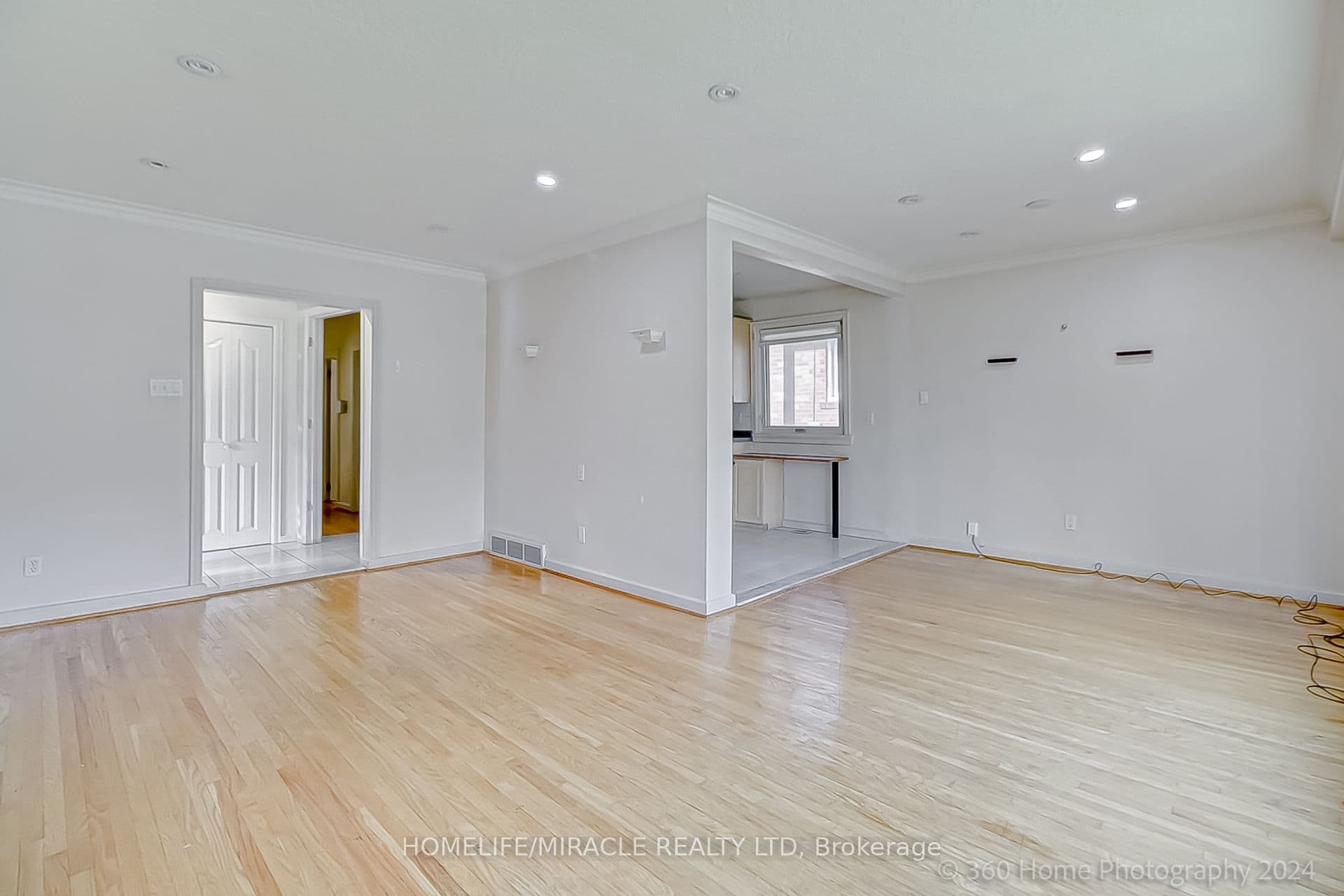 30 Fallowfield Road — photograph 5