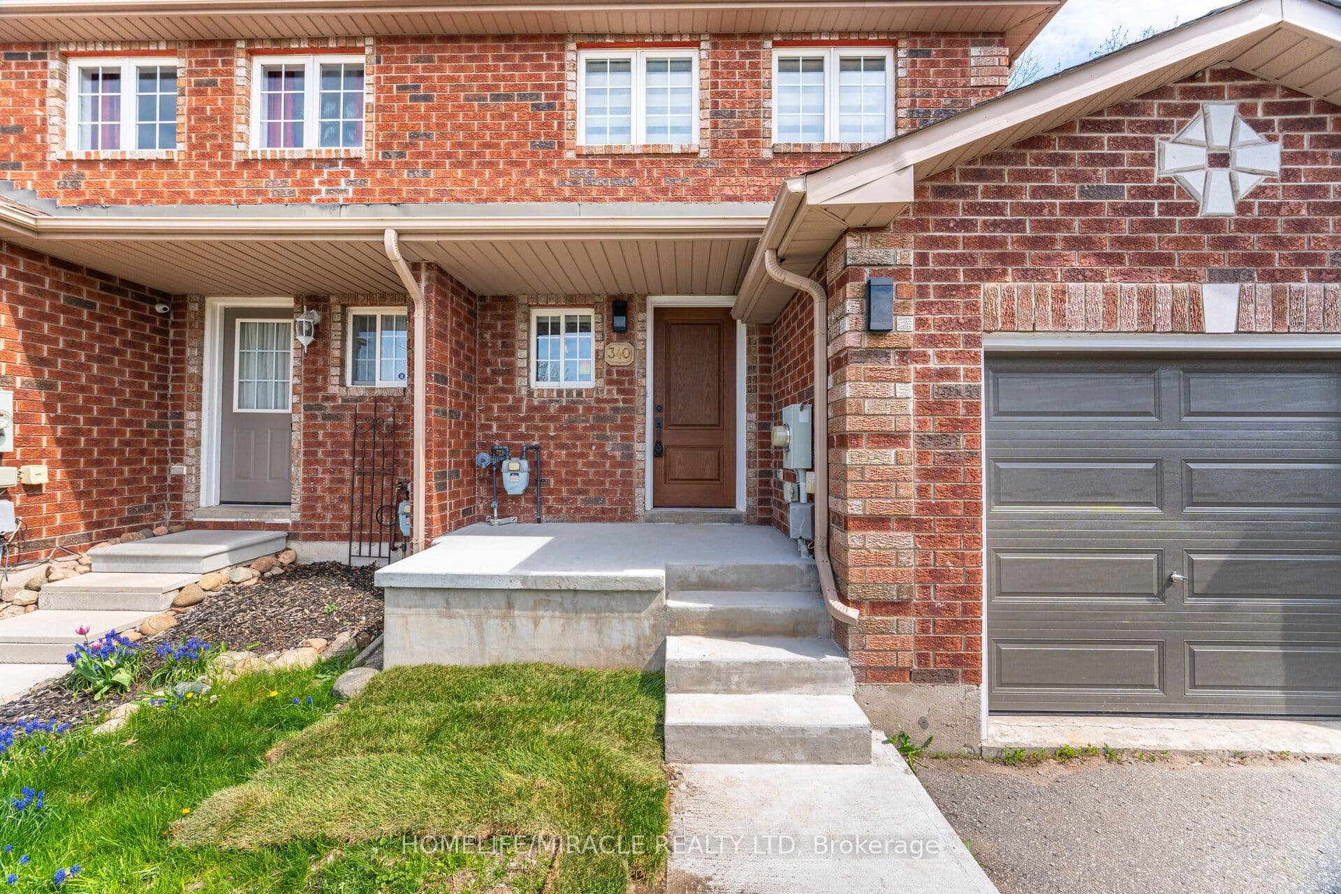 340 Dunsmore Lane — photograph 3