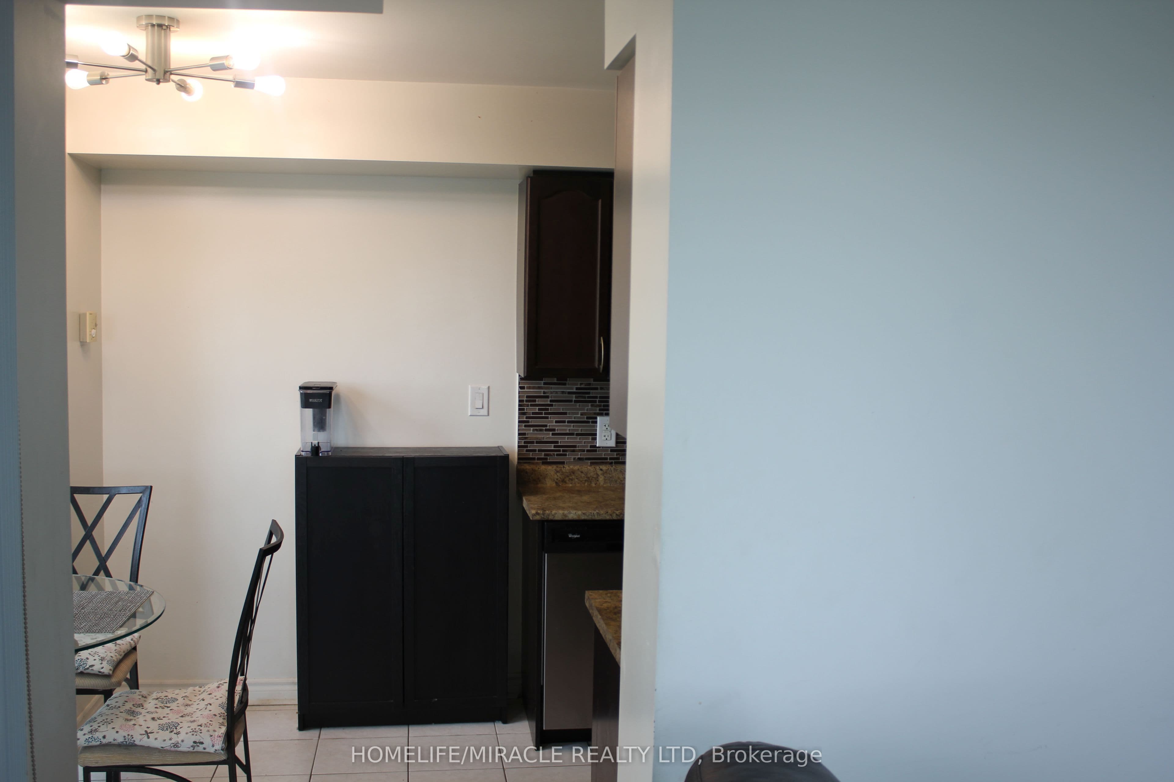 88 Grangeway Avenue #1608 — photograph 4