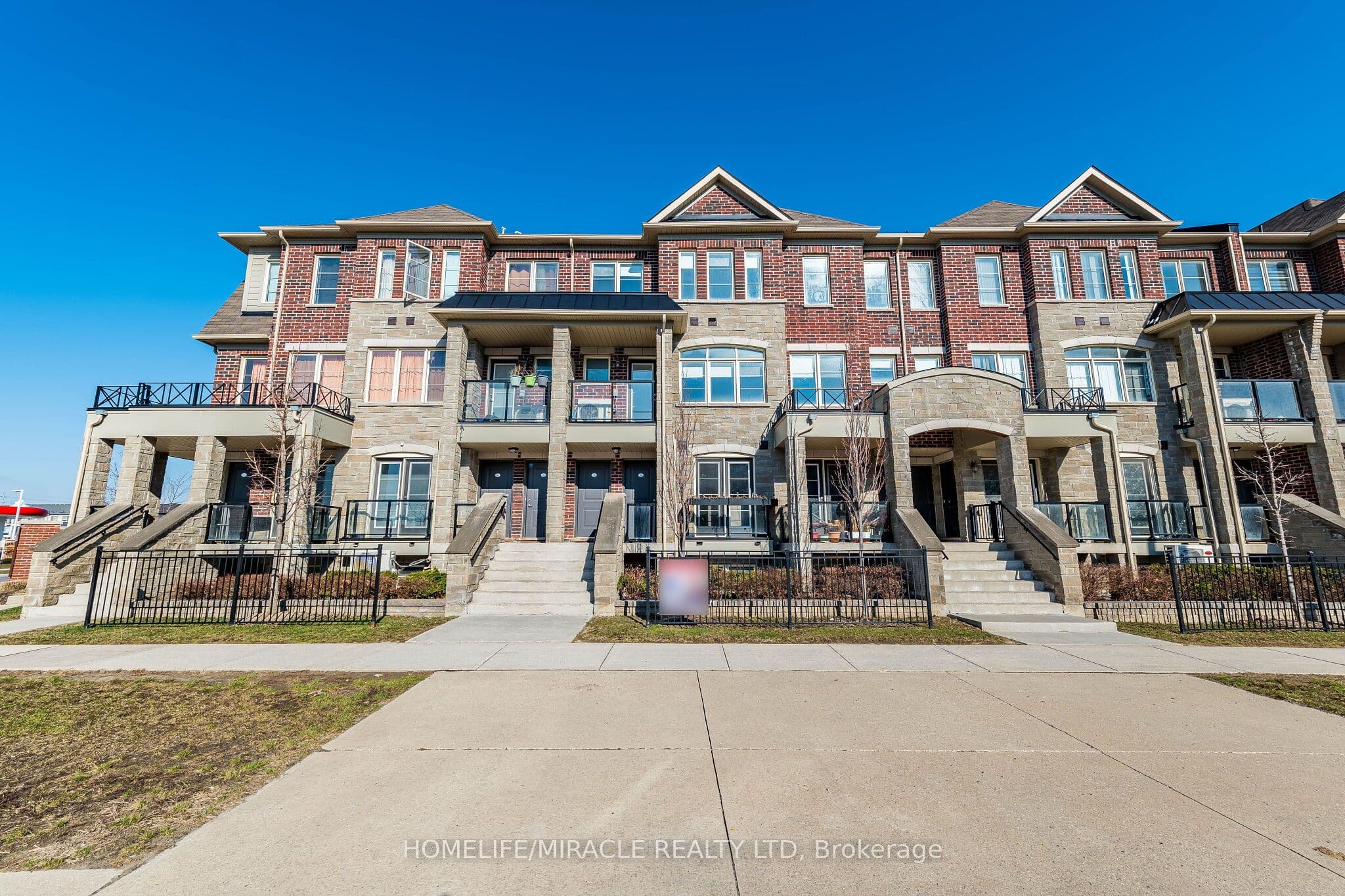 200 Veterans Drive #98 — featured photograph