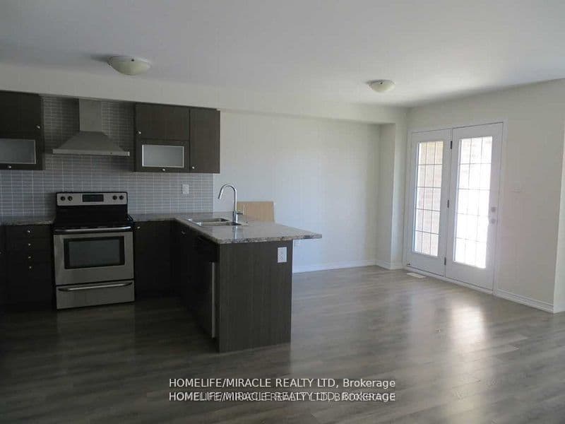 142 Golden Springs Drive — photograph 2