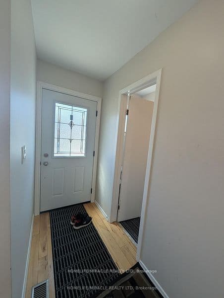 27 Addington Street #7 — photograph 2