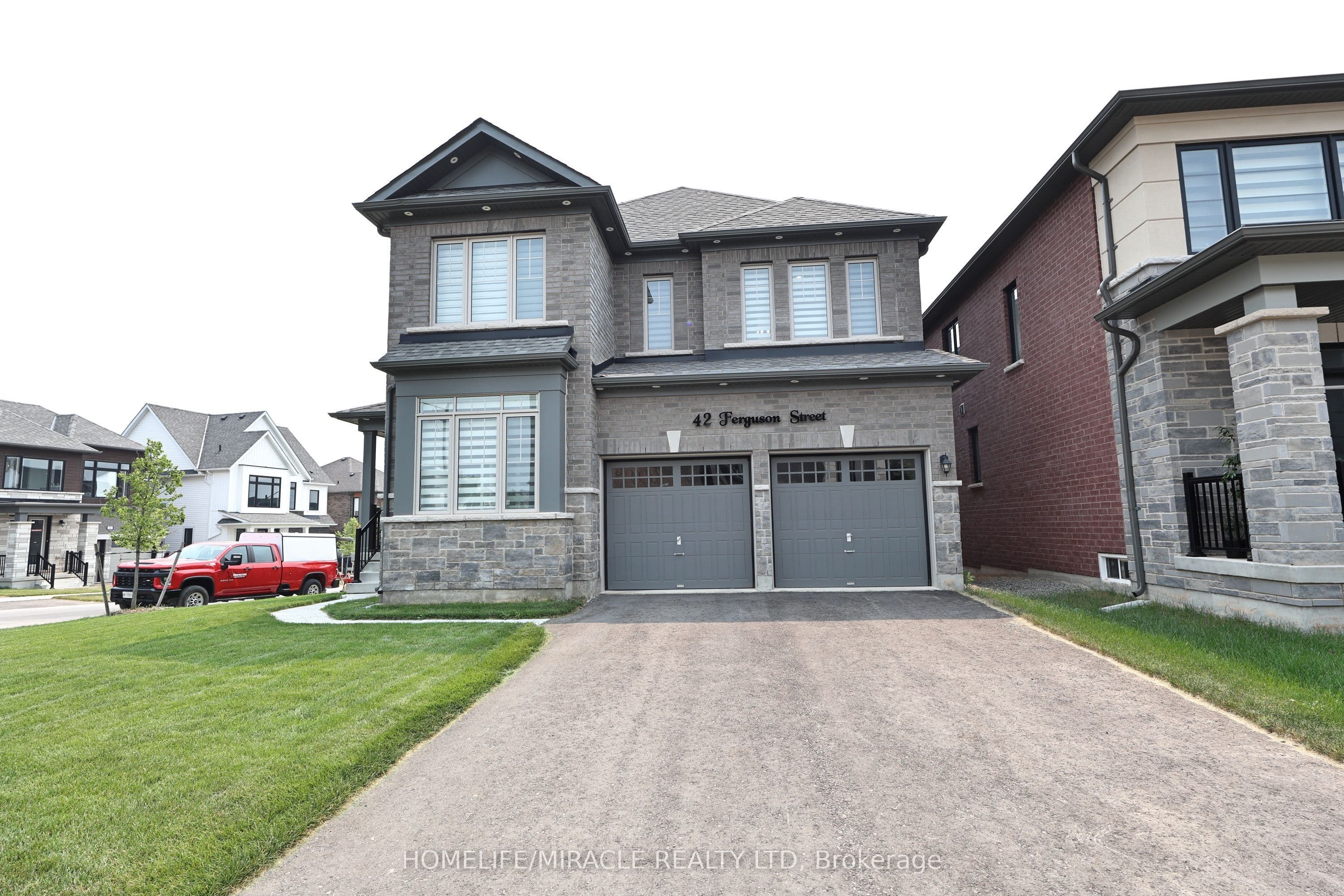 42 Ferguson Street — photograph 2