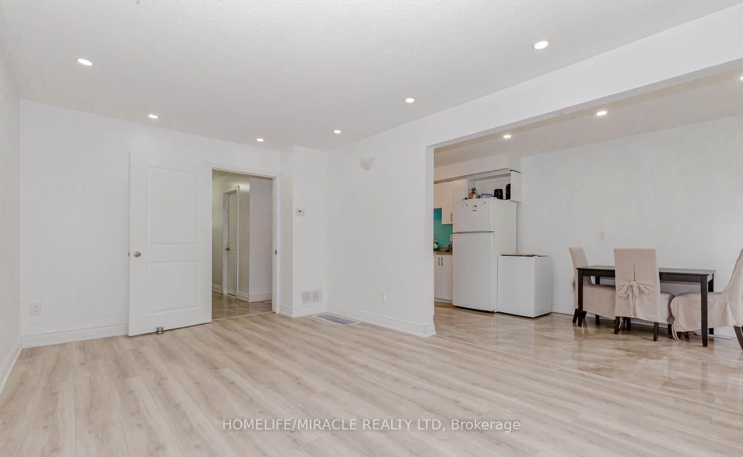7500 Goreway Drive #56 — photograph 5