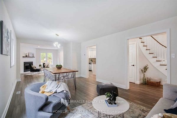 2889 Gulfstream Way — photograph 5