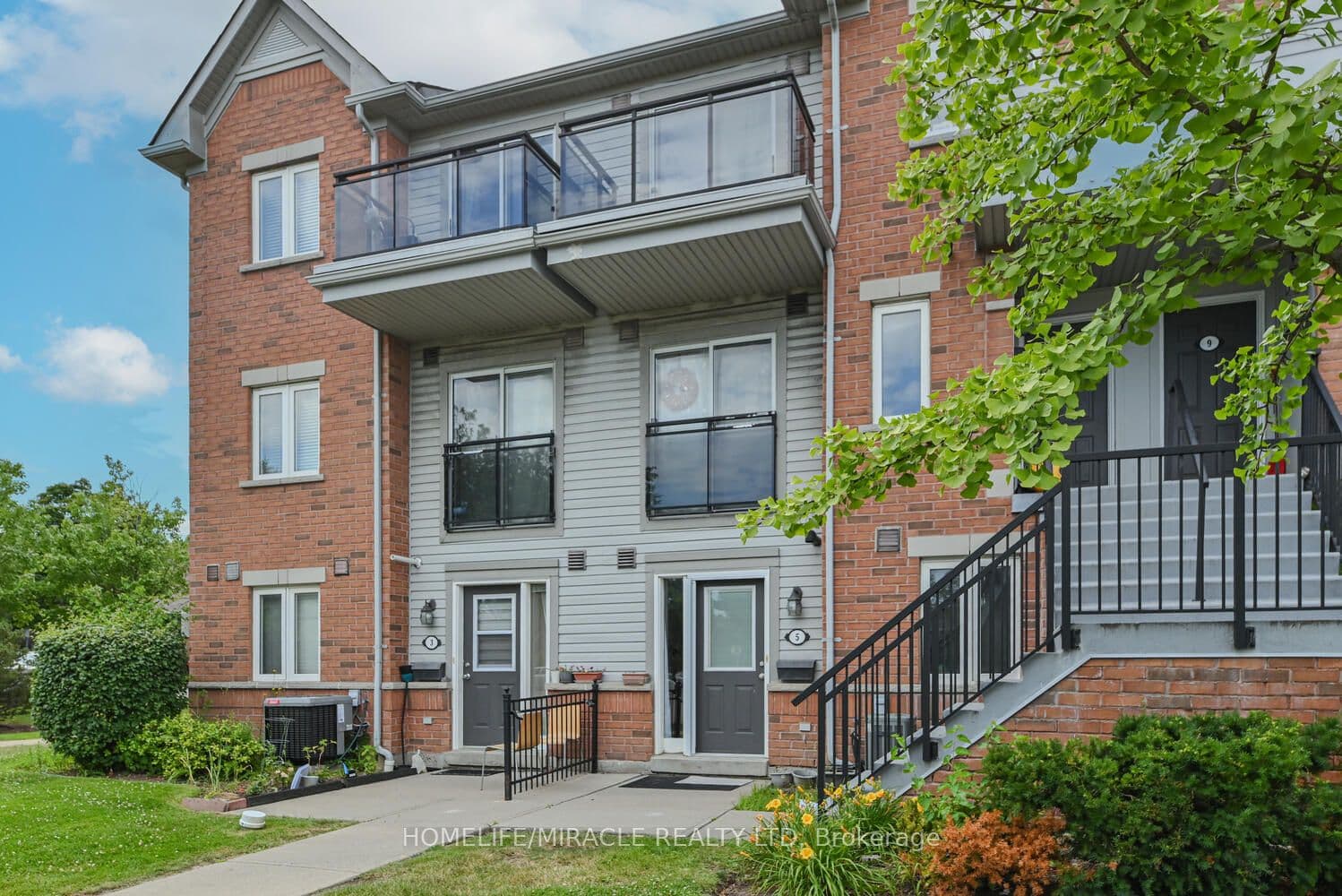 4620 Guildwood Way #5 — photograph 3