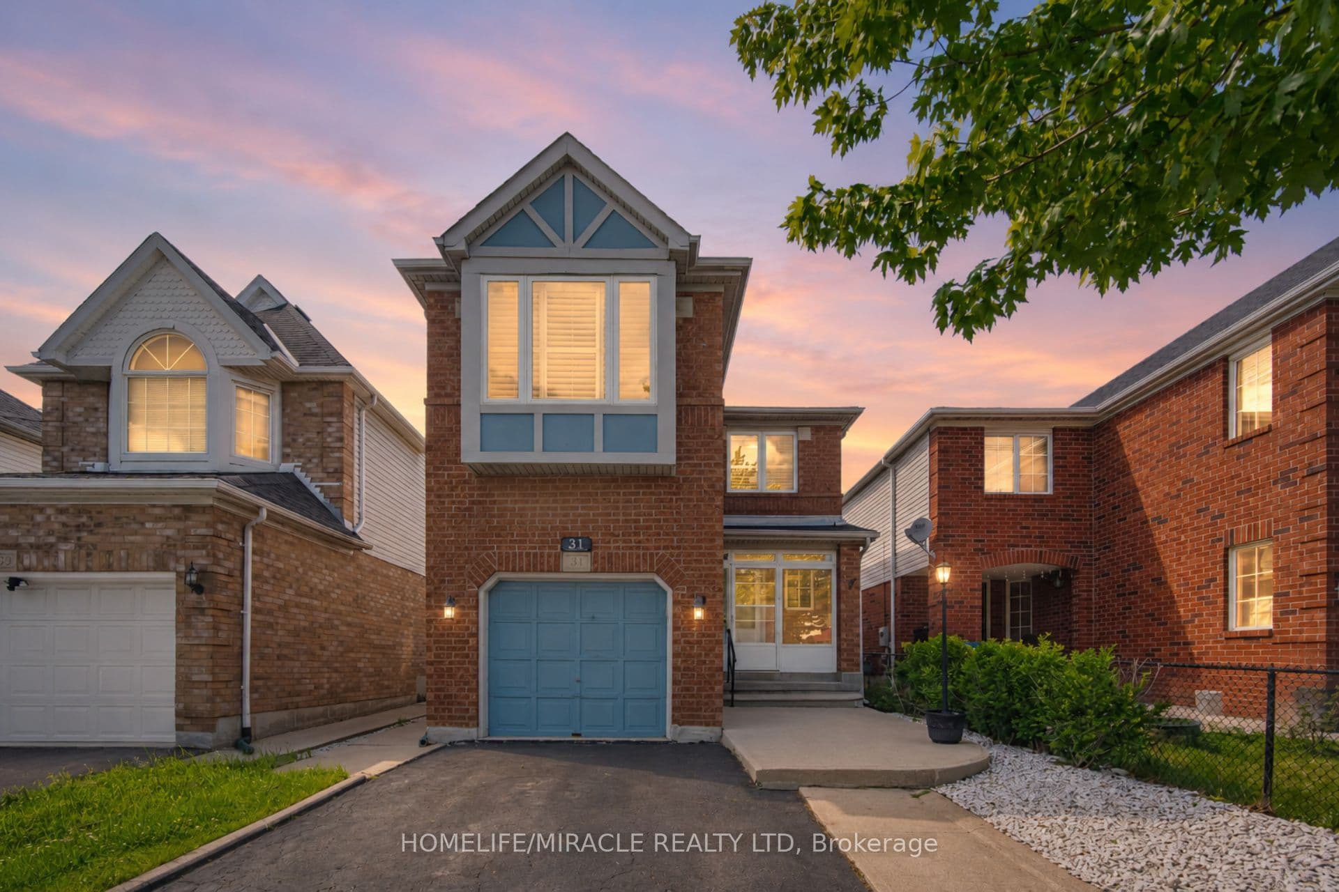 31 Larkspur Road — featured photograph