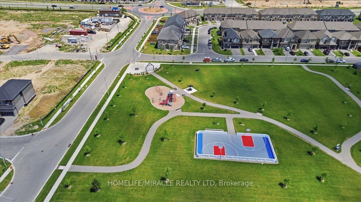 15 Moriarity Drive — photograph 4
