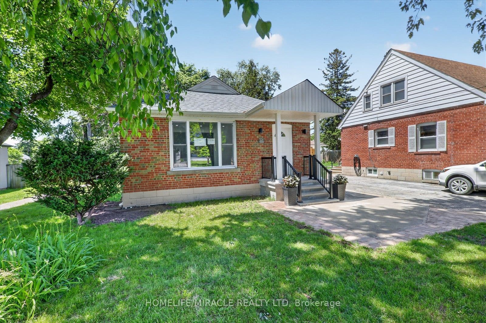46 Singleton Road — photograph 3
