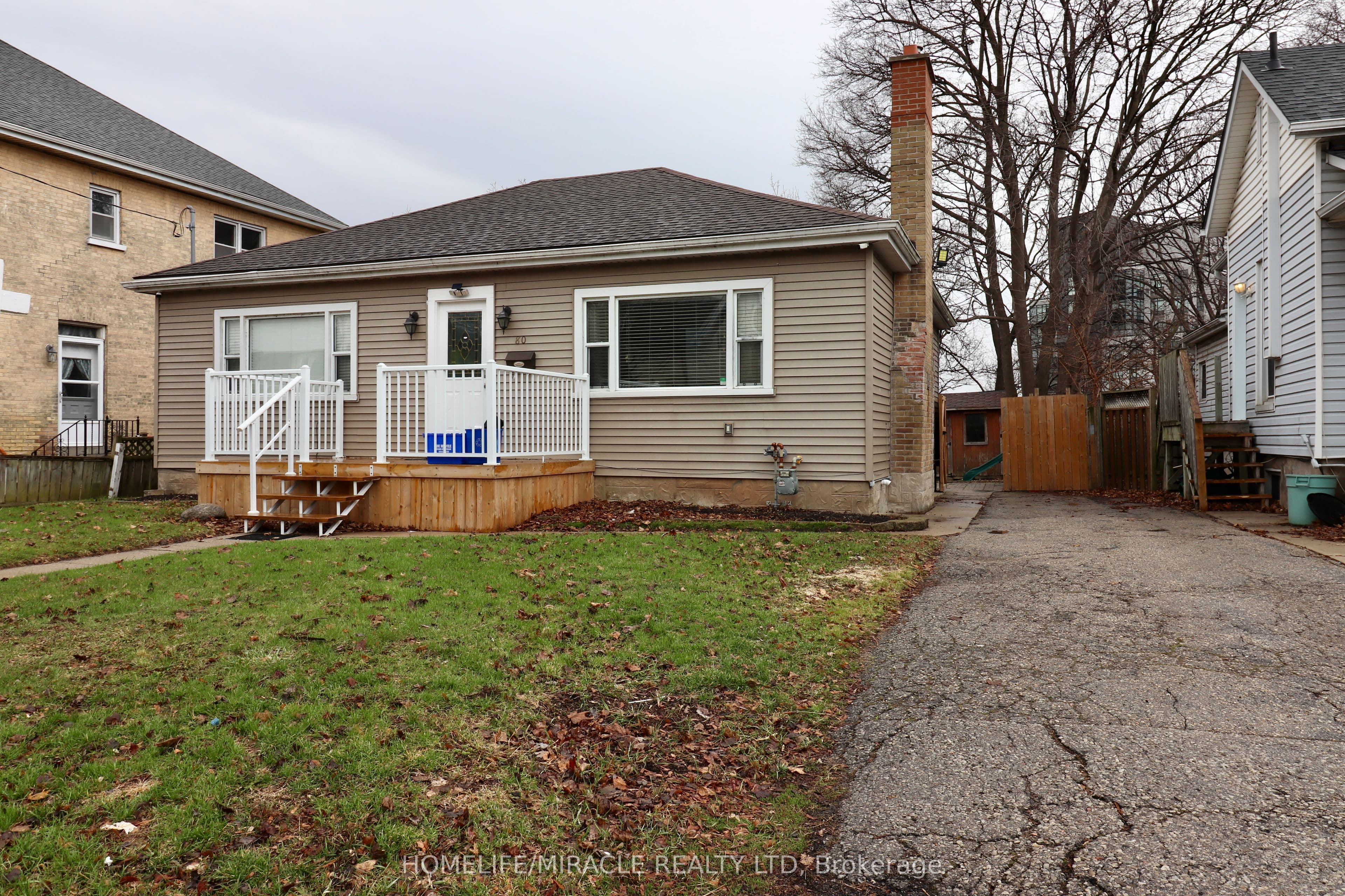 80 Roseview Avenue — photograph 4