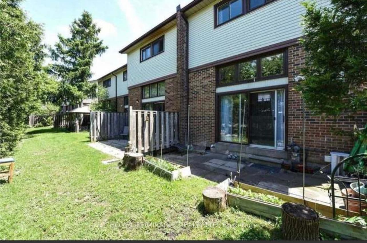 23 Mccallum Court — photograph 2