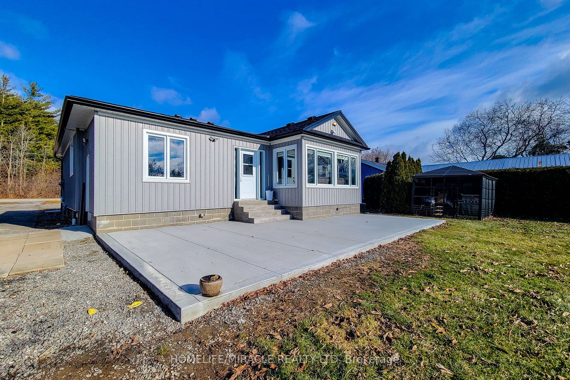355 Ridge Road — photograph 5