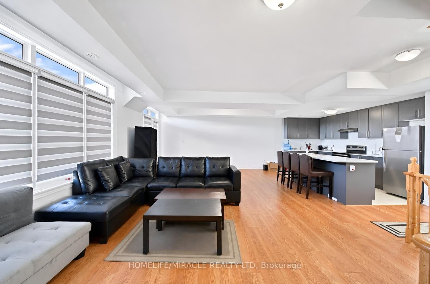 415 Dougall Avenue — photograph 5