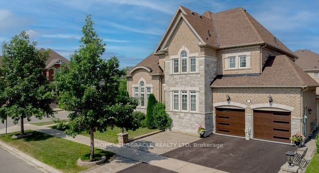 37 Degrey Drive — featured photograph