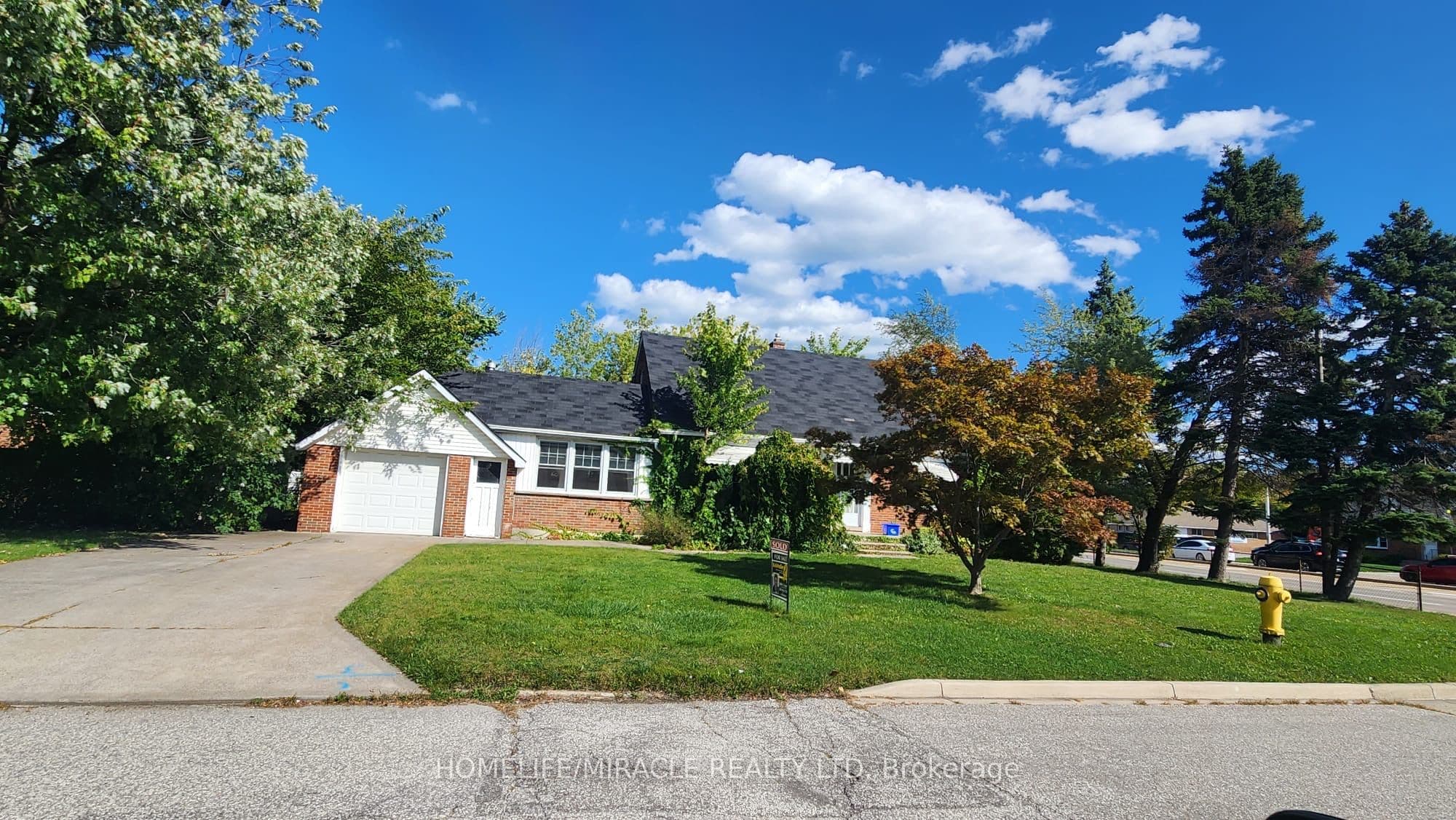 486 Matthew Brady Avenue — featured photograph