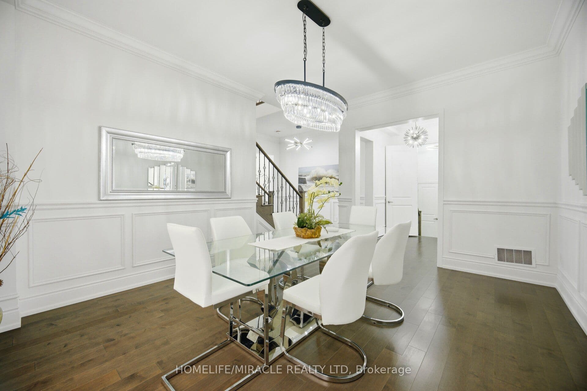 642 Barons Street — photograph 4