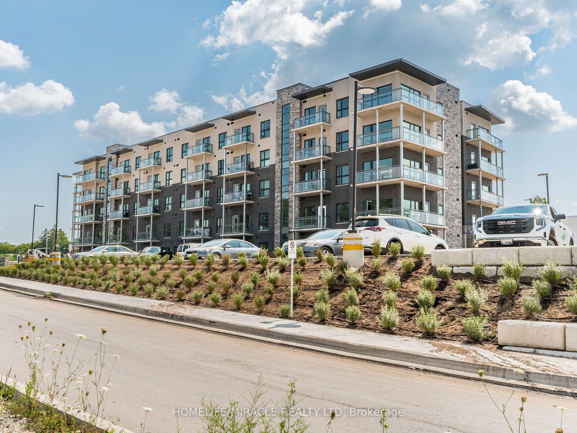 1101 Lackner Place #T2 — featured photograph