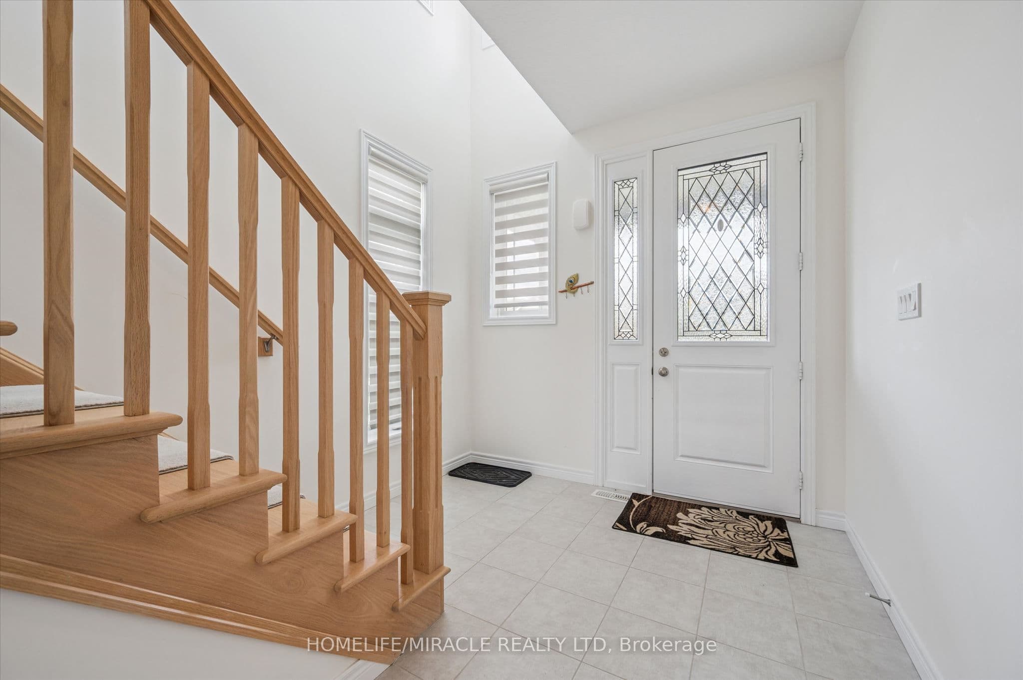 153 Rivertrail Avenue — photograph 4