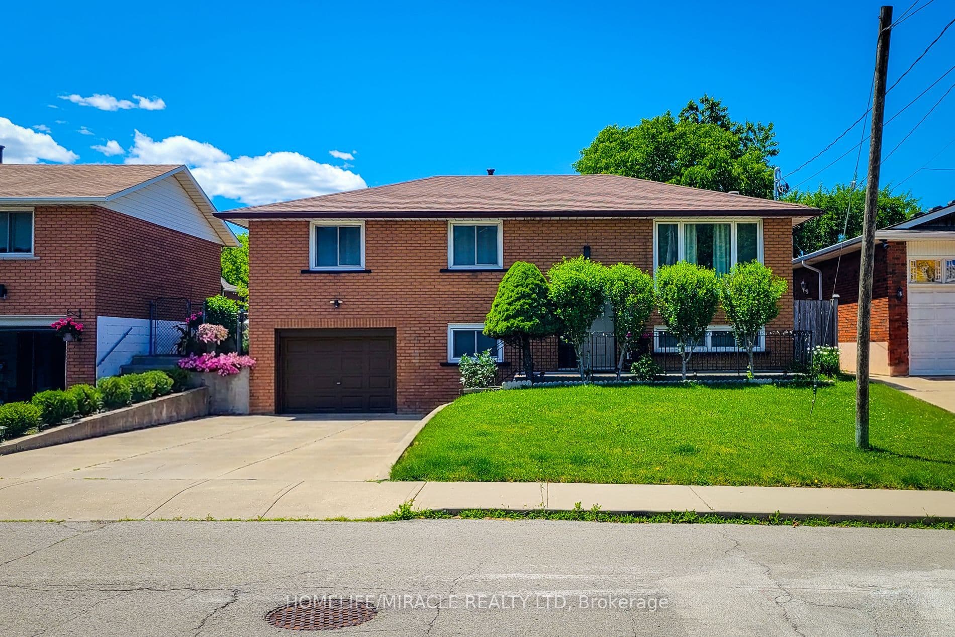 12 Maitland Avenue — featured photograph