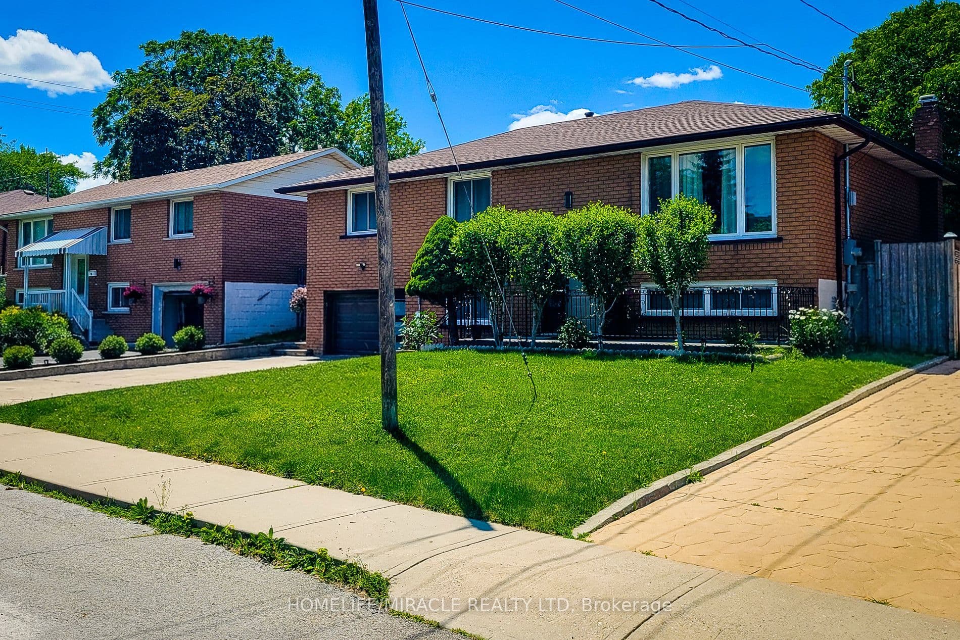12 Maitland Avenue — photograph 3