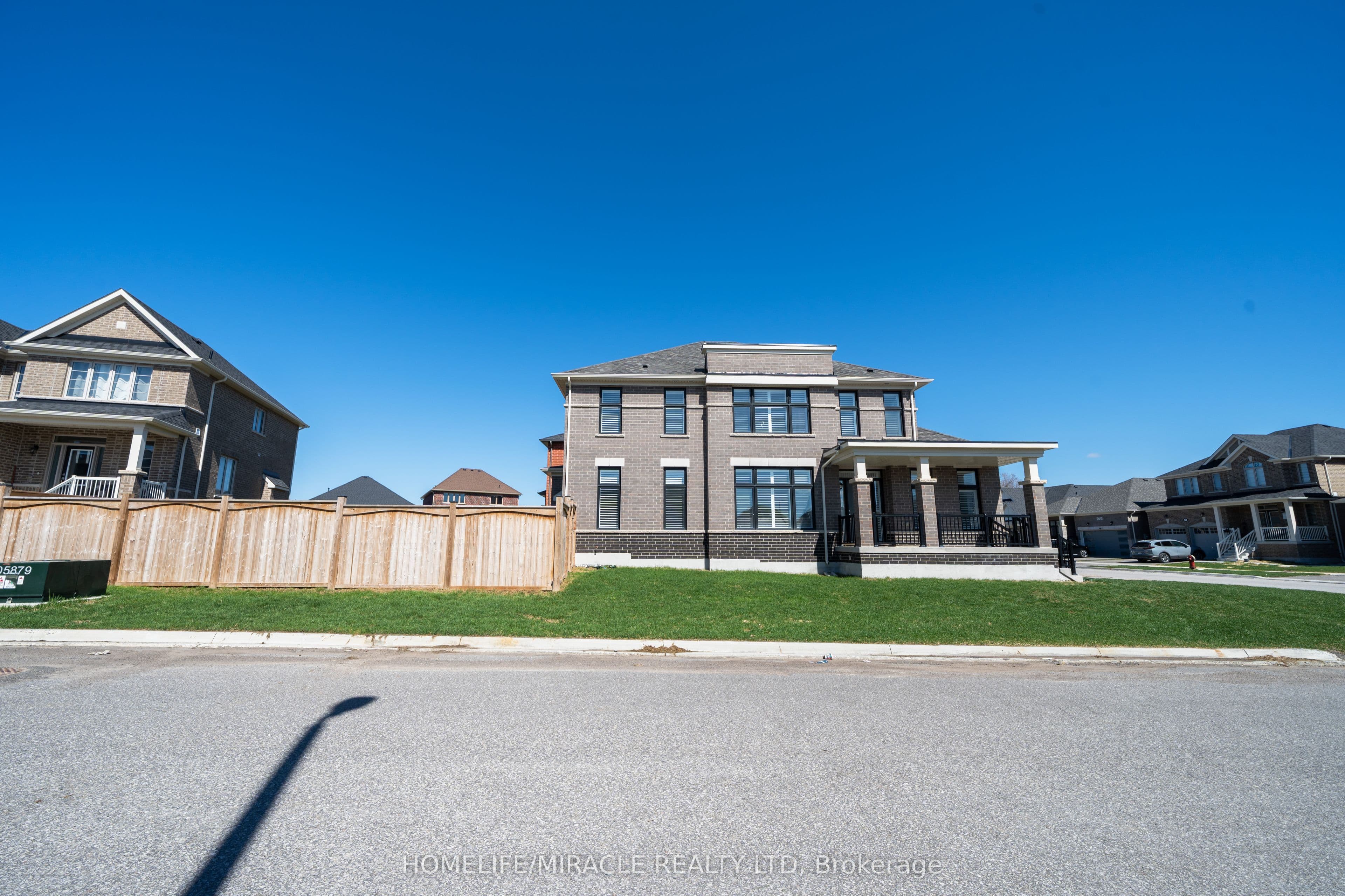 1 Ainslie Hill Crescent — photograph 5