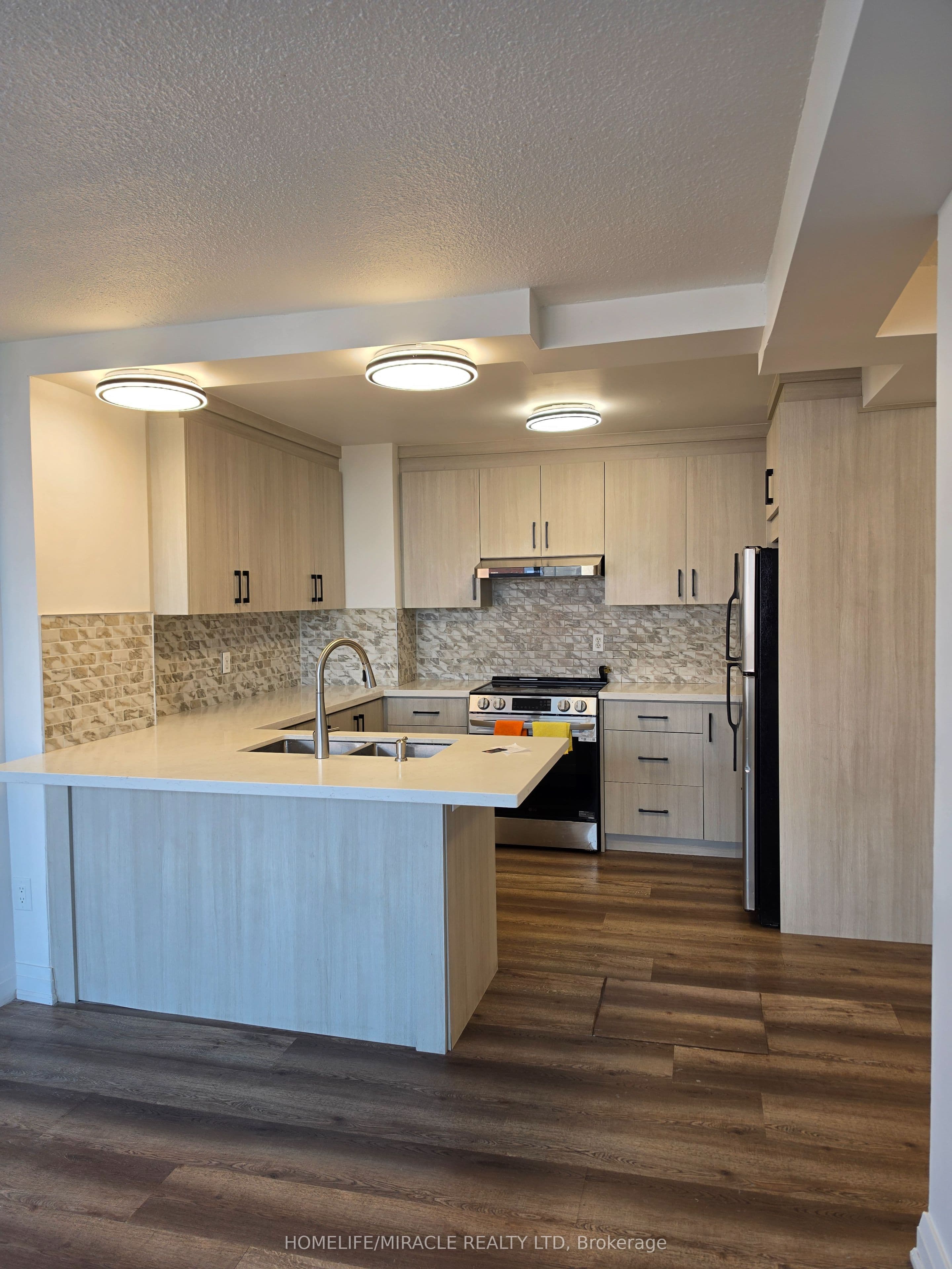2645 Kipling Avenue #1503 — photograph 5