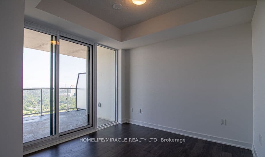 50 O'Neill Road #2704 — photograph 5