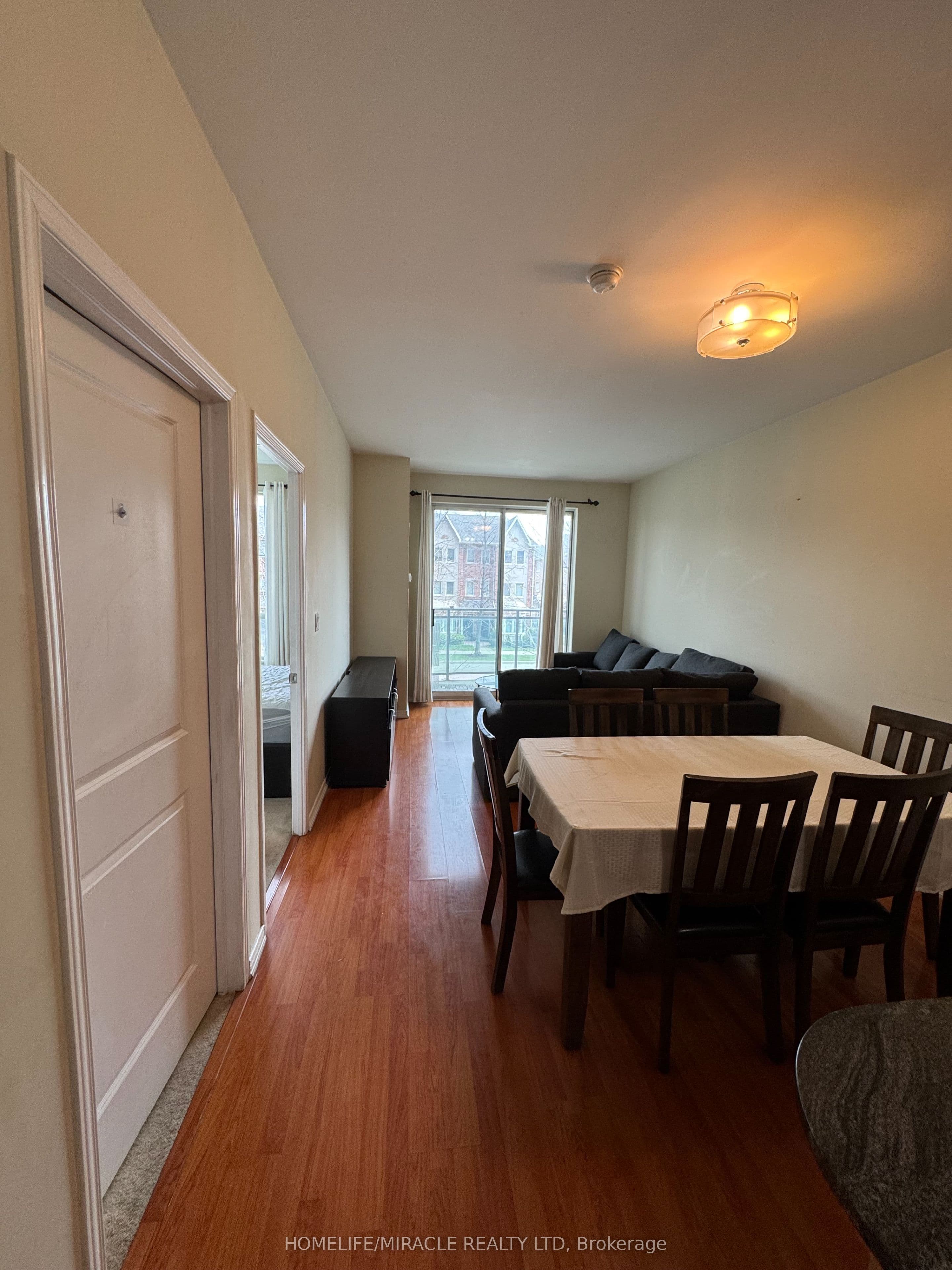 8 Rosebank Drive #1N — photograph 3