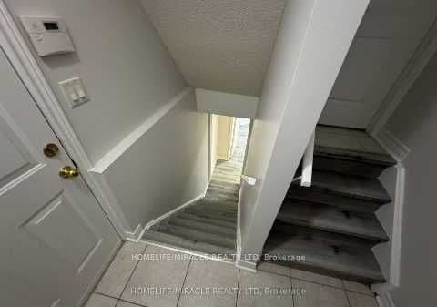 6 Sweet Briar Lane #Bsmt — photograph 4