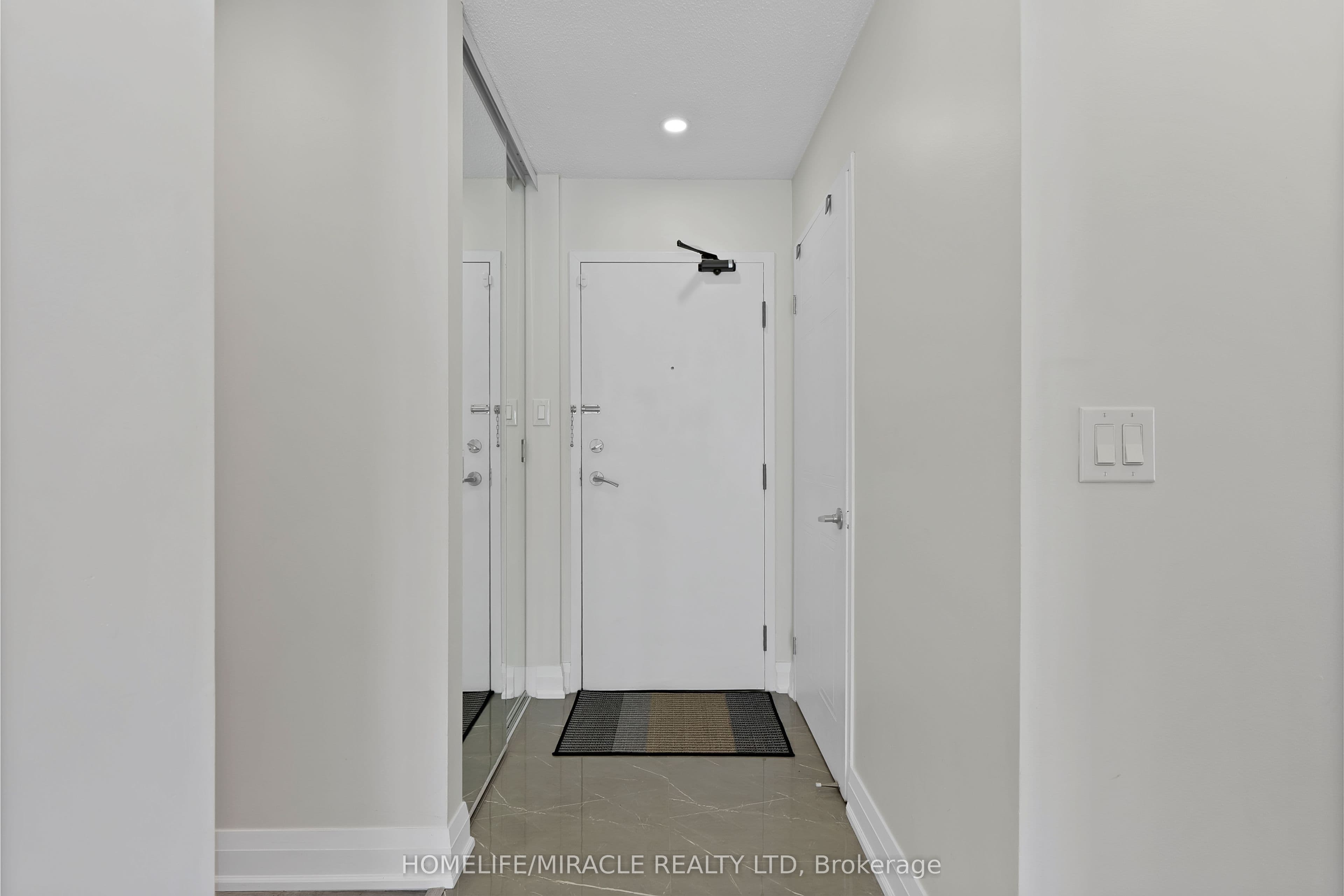 350 Webb Drive #112 — photograph 2