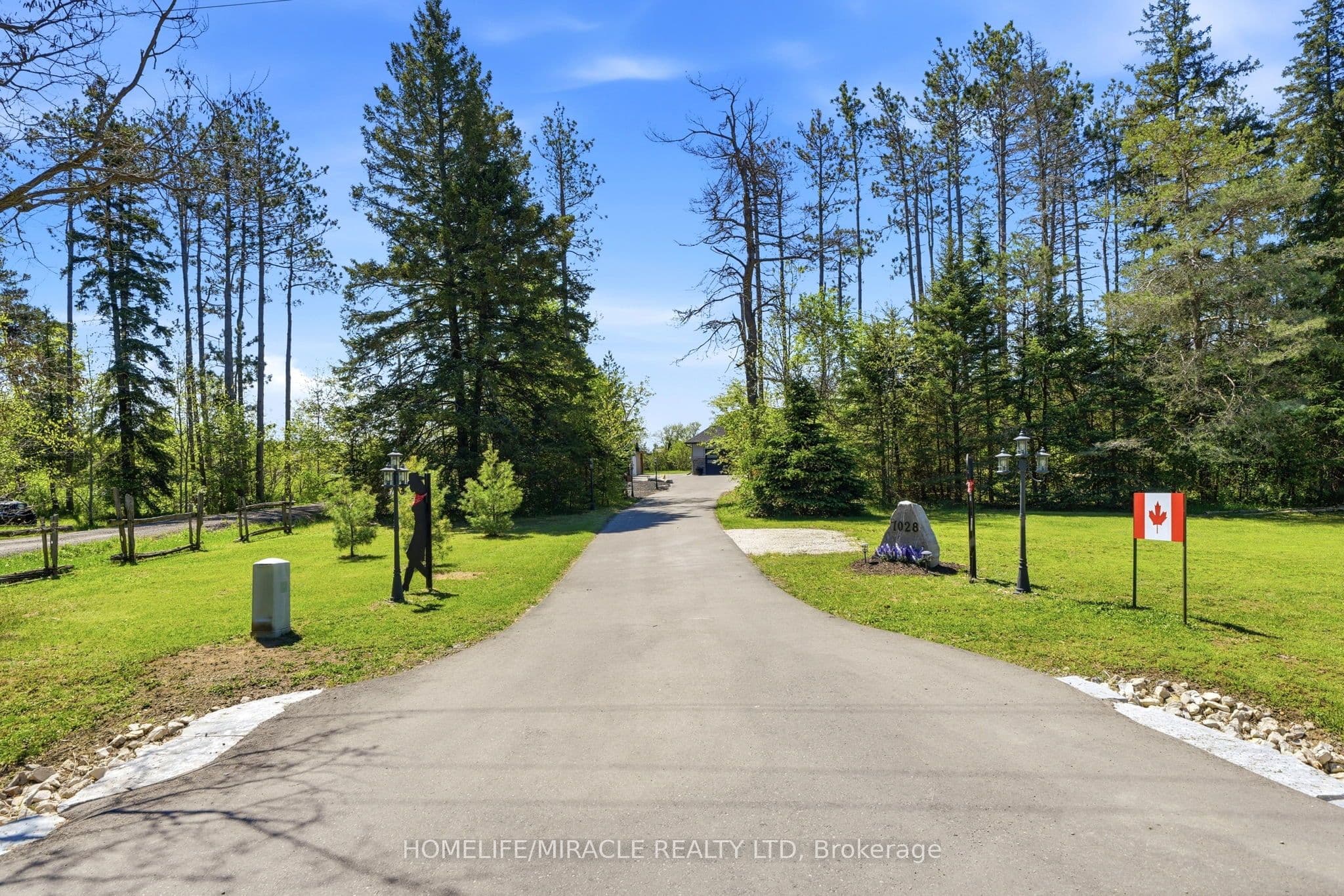 7028 Pine Plains Road — photograph 3
