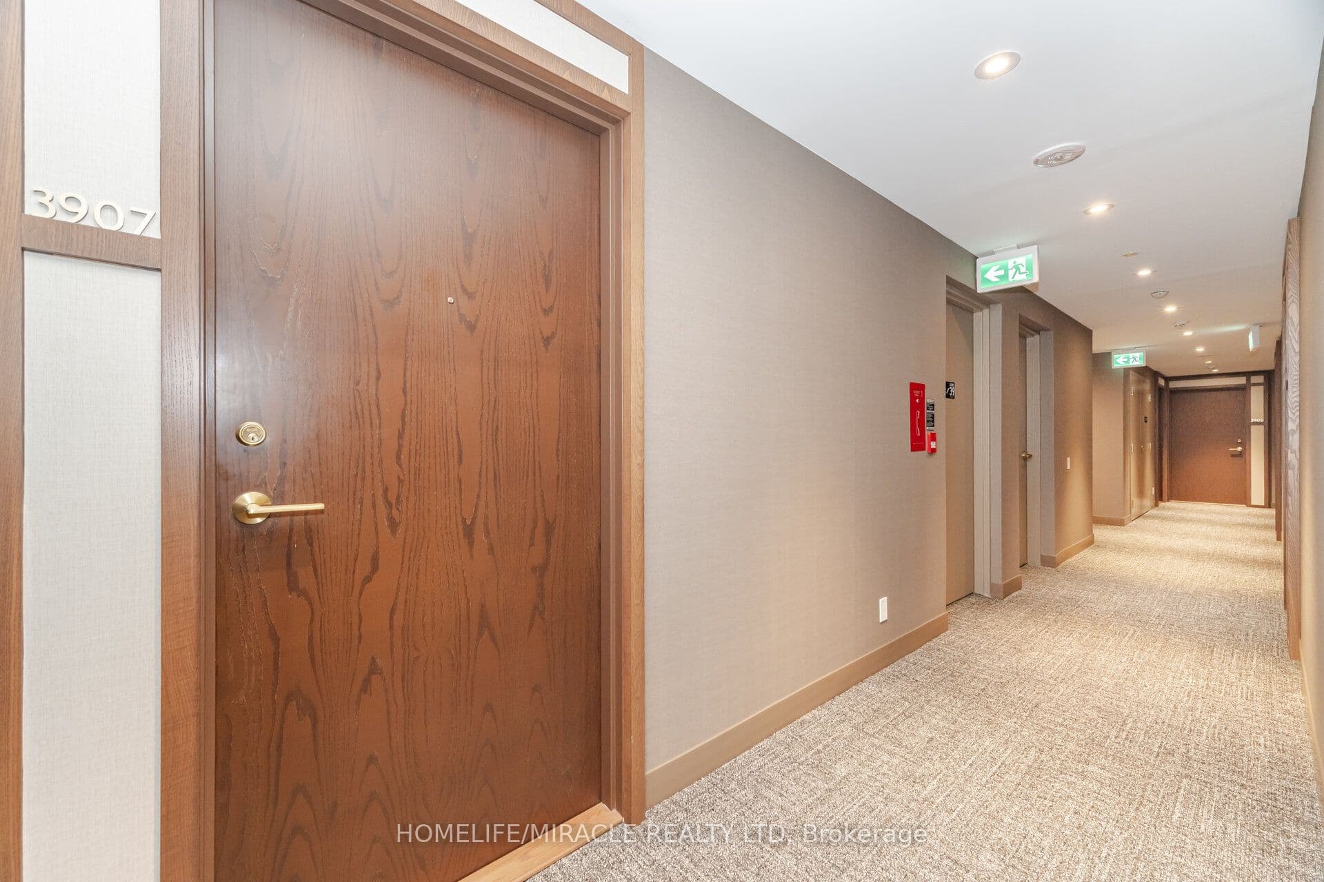 7890 Jane Street #3907 — photograph 4