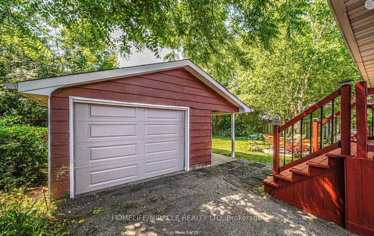 454 Stevenson Road — photograph 2