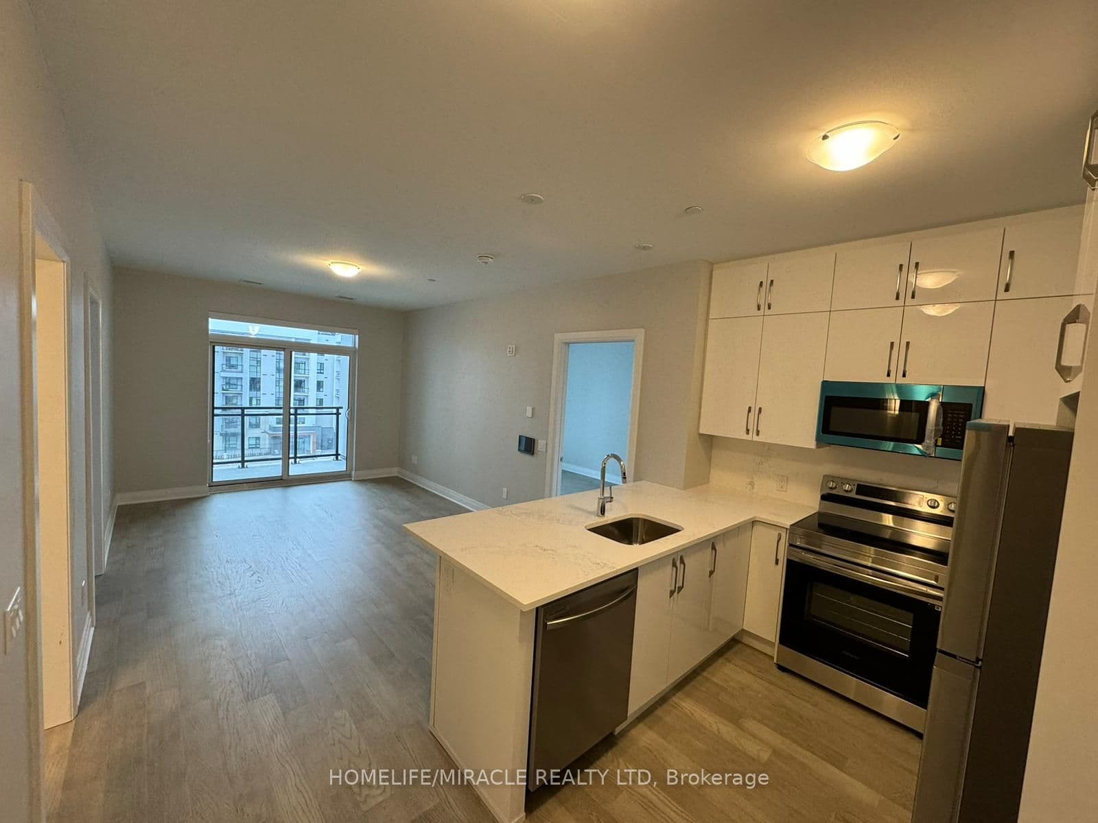 470 Gordon Krantz Avenue #509 — photograph 4
