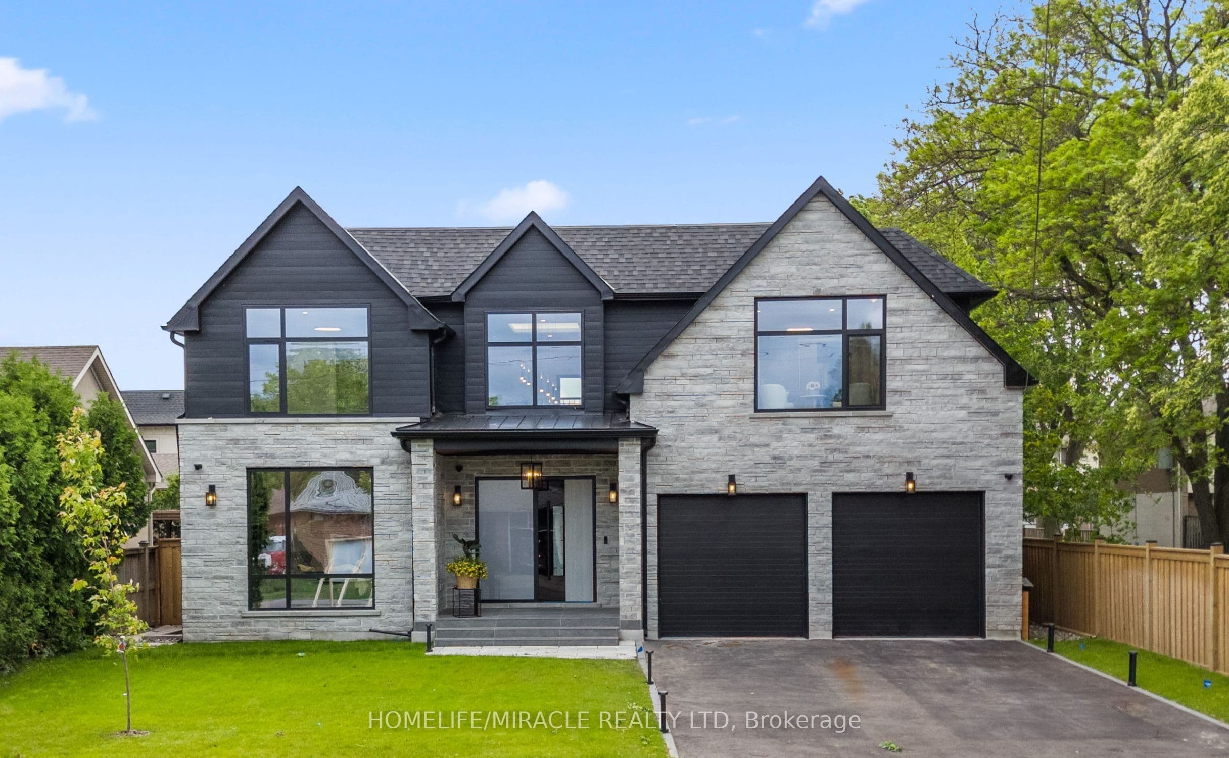 282 Maurice Drive — featured photograph