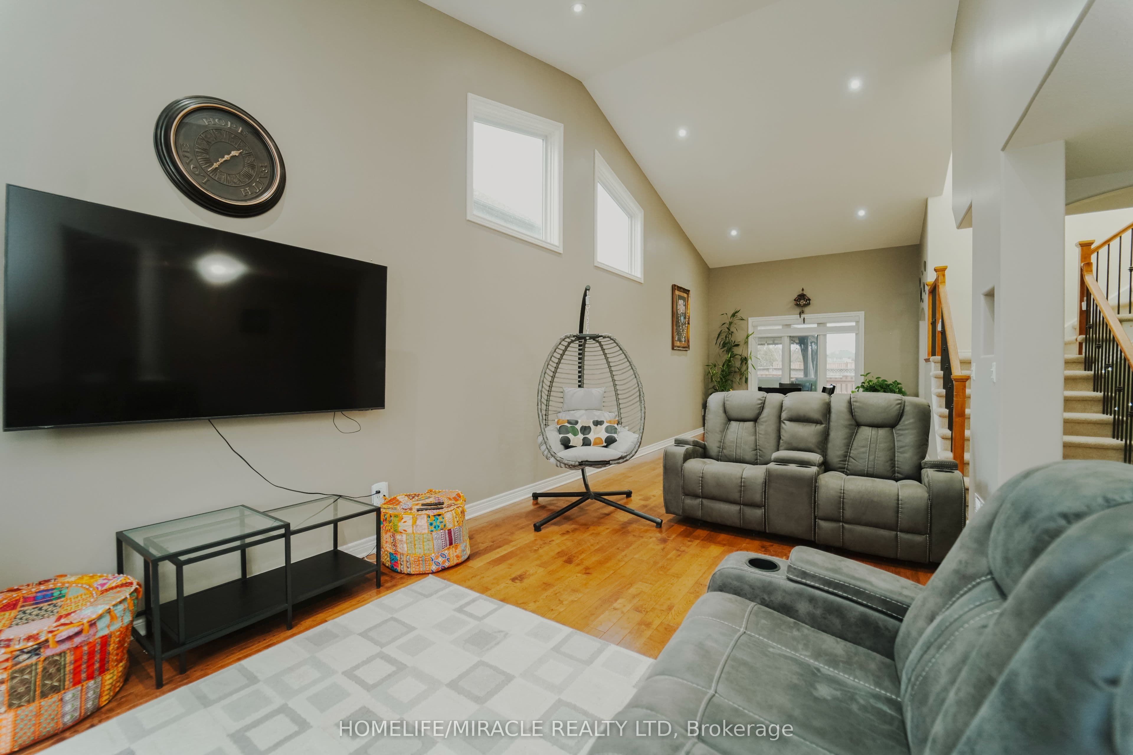 6978 Shannon Drive — photograph 5