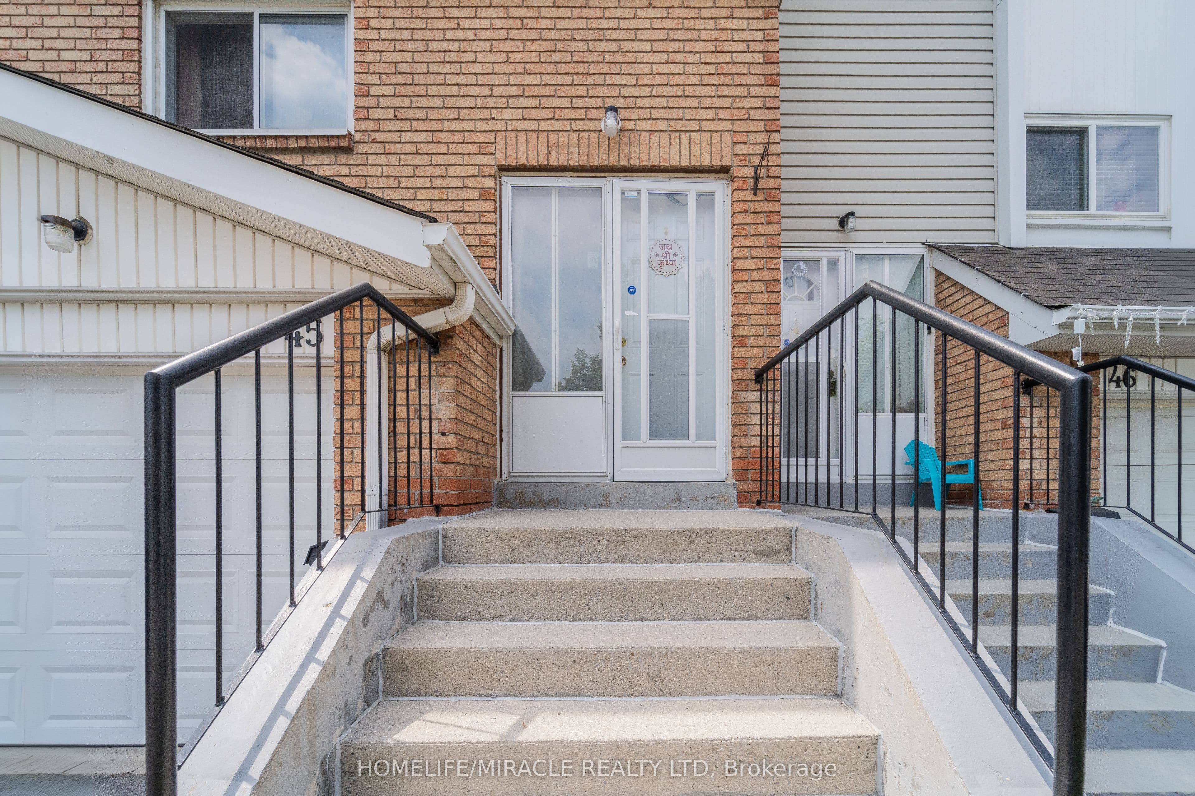 45 Lincoln Court — photograph 4