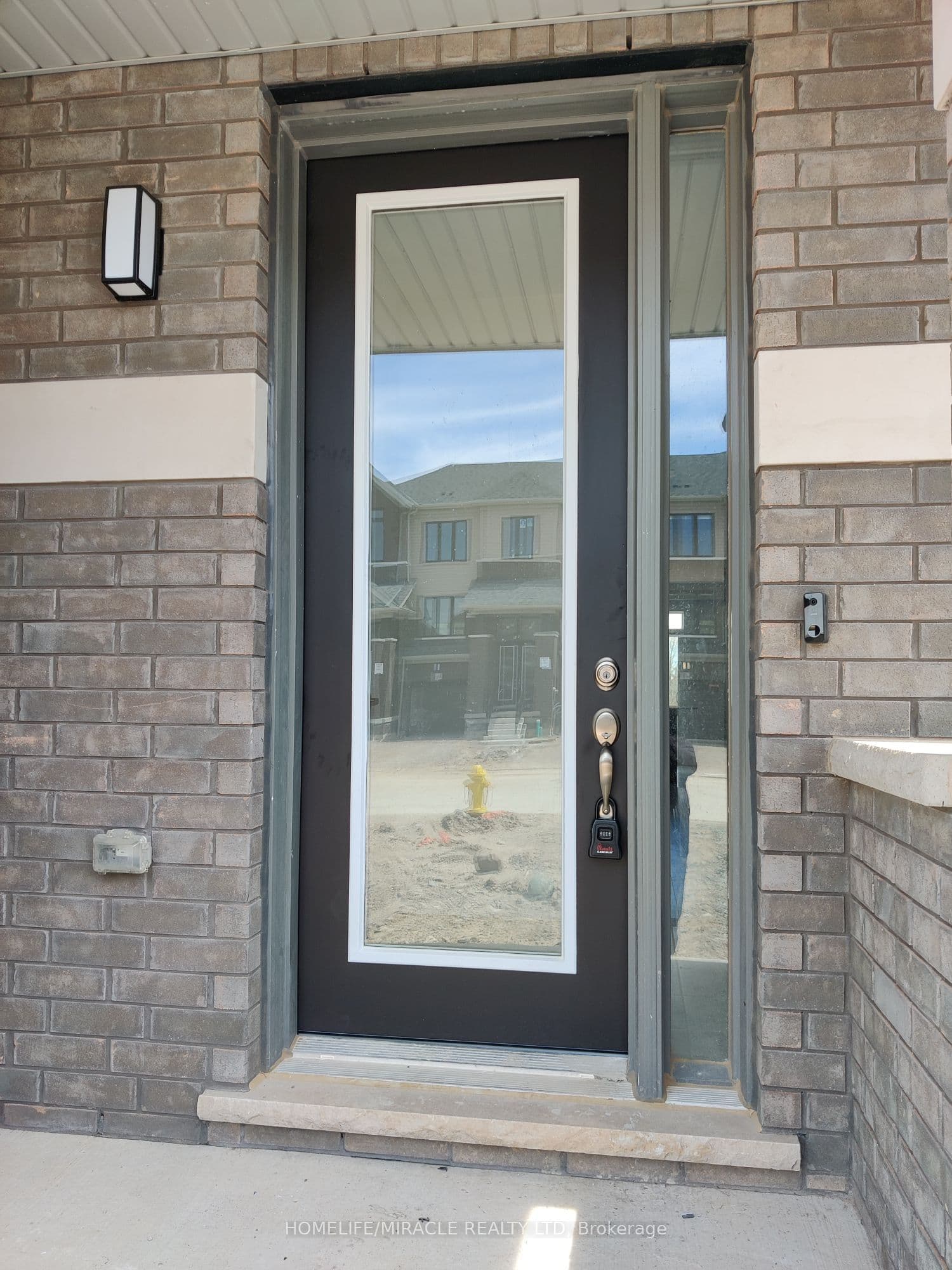 451 Jack Wilford Way — featured photograph