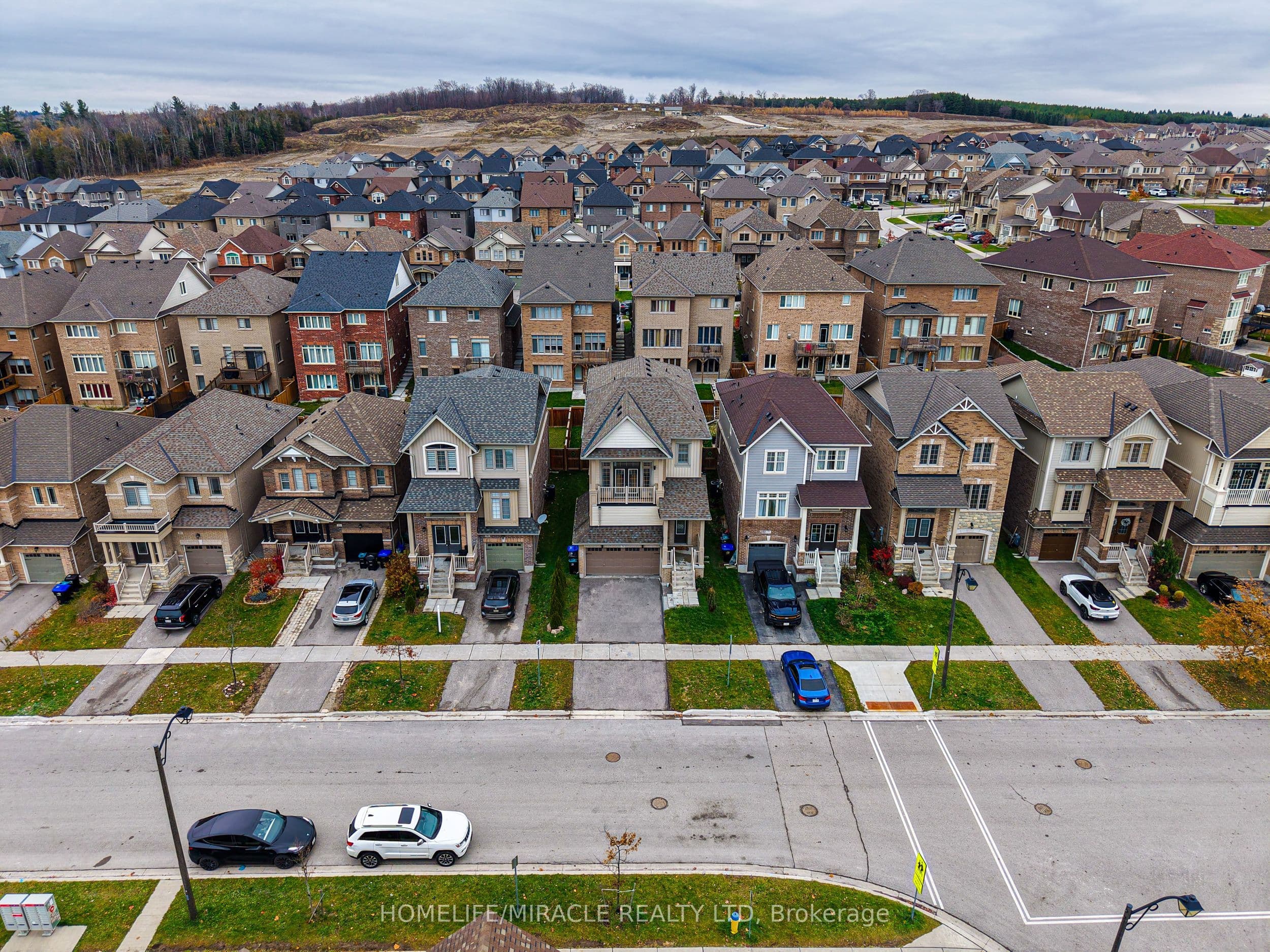 79 Willoughby Way — photograph 3