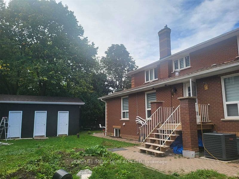 59 Centre Road #Basement — photograph 2