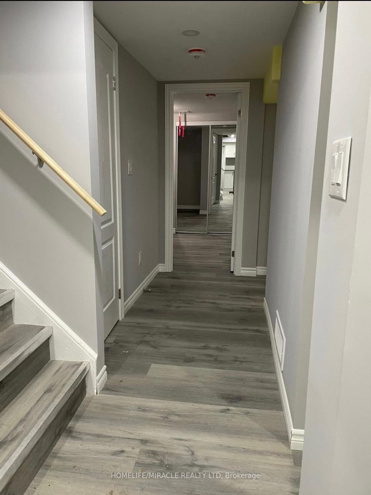 23 Jay Court #Lower — photograph 2